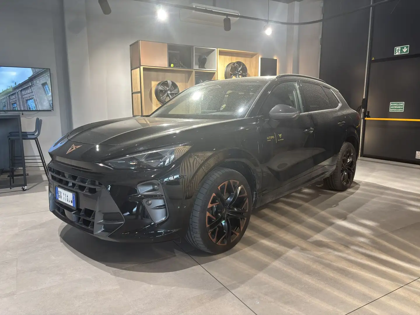 CUPRA Terramar 1.5 e-Hybrid DSG Impulse Intelligent Drive Nuova Negro - 1