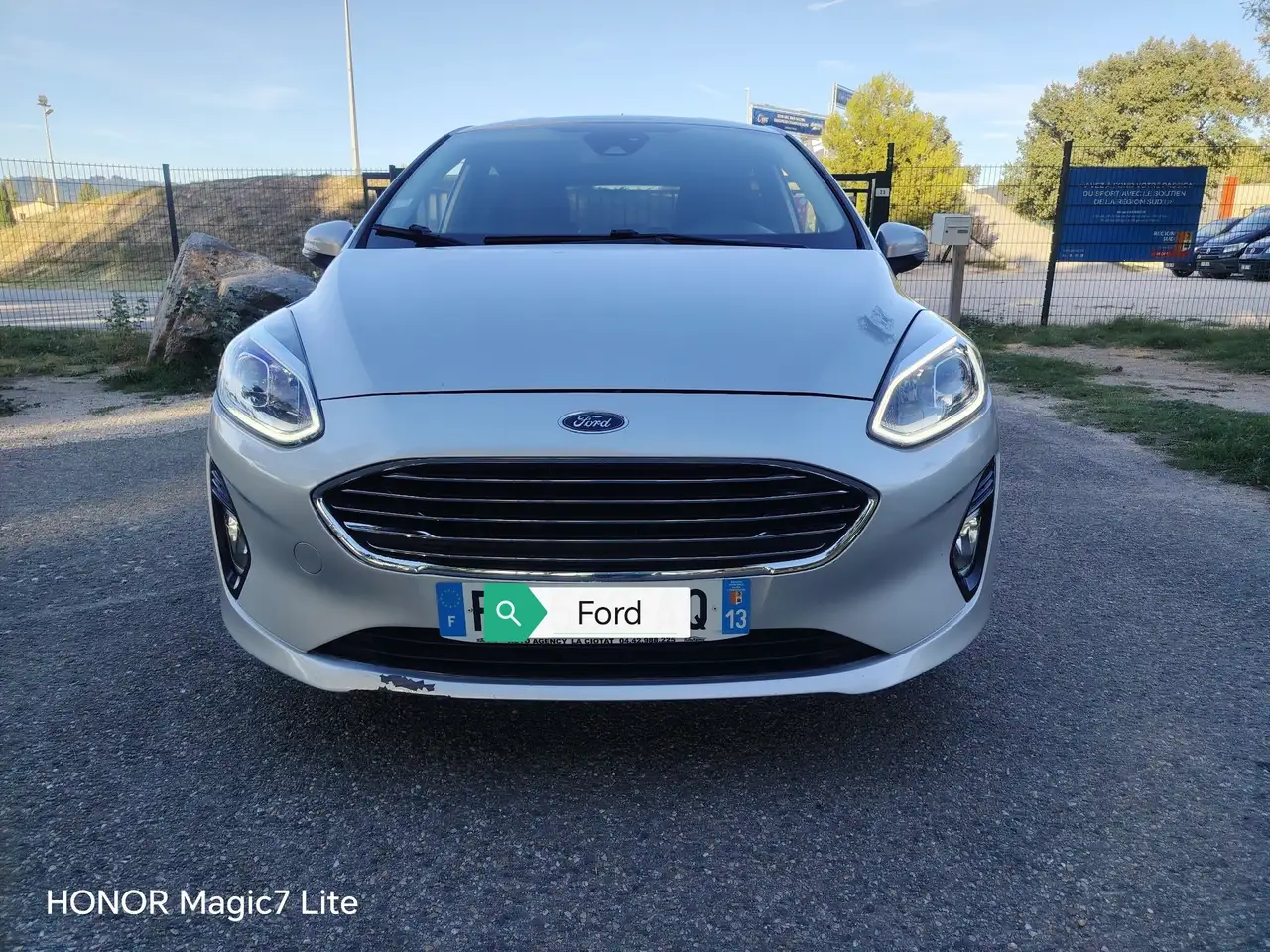 Ford Fiesta 5 portes — photo 19