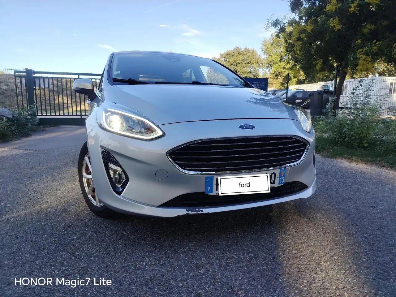 Ford Fiesta 5 portes — photo 2
