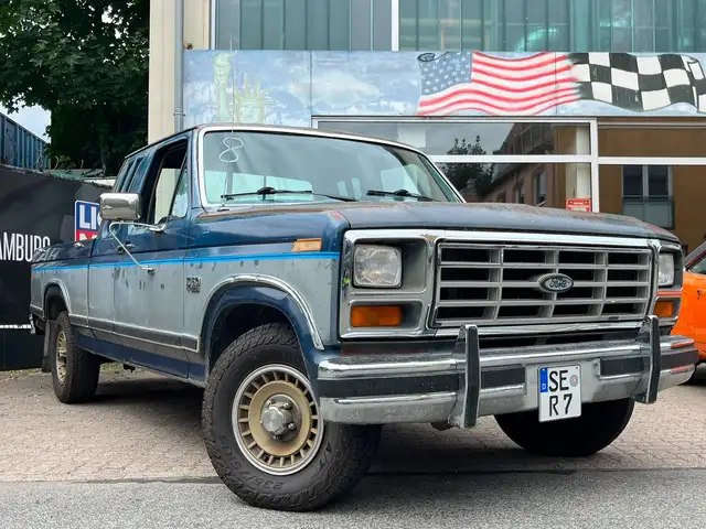 Ford F 150 Lariat   Nicht vor Ort!!!