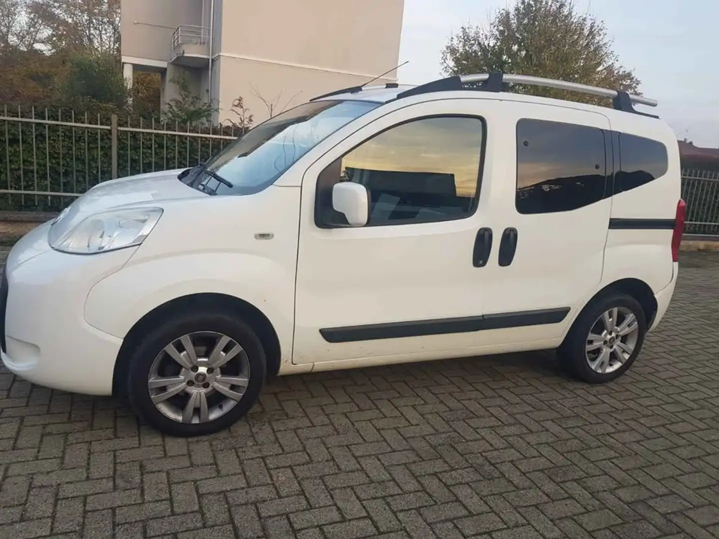 Fiat Qubo Qubo 1.4 8v Dynamic 77cv Bianco - 1