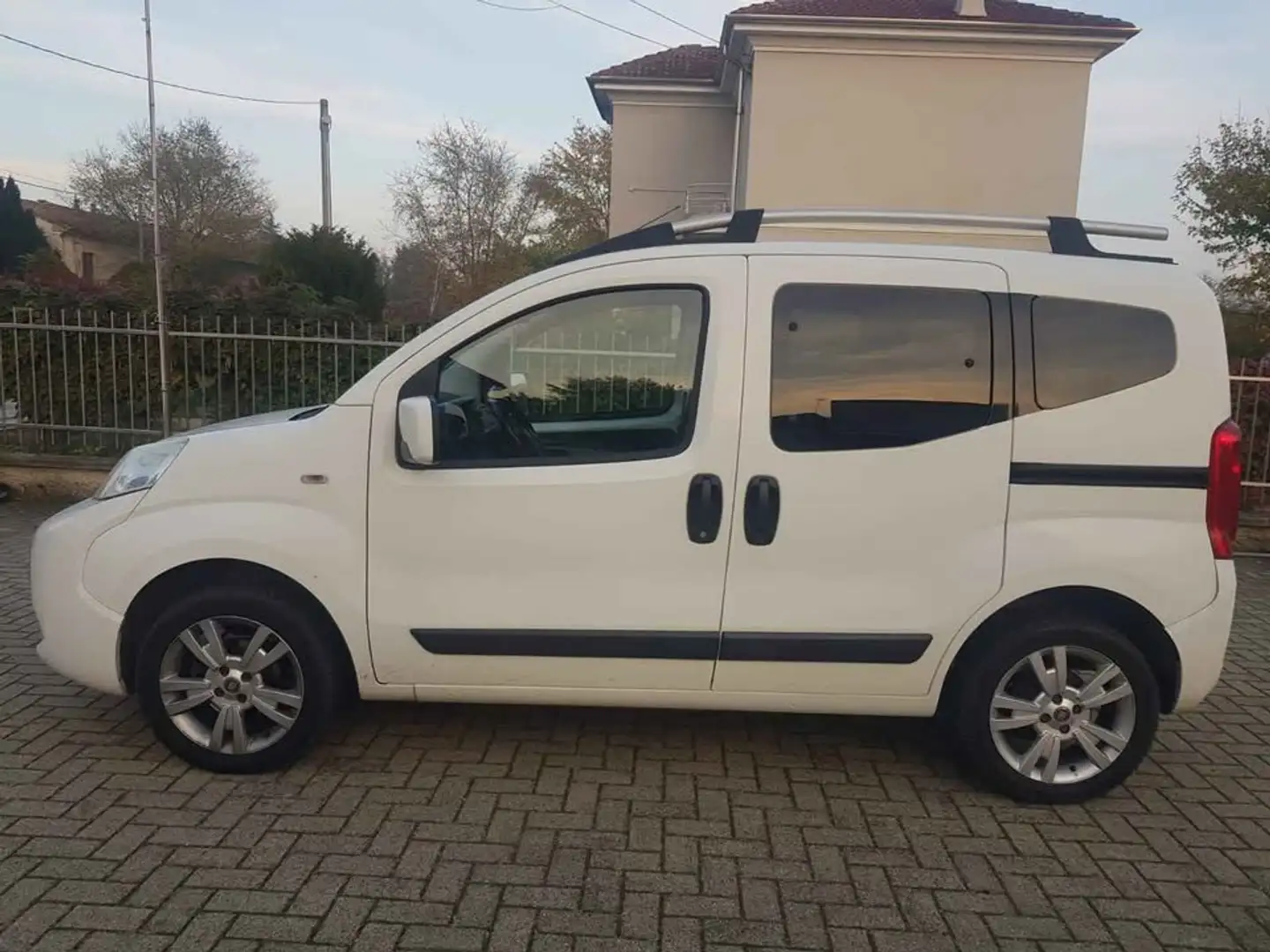 Fiat Qubo Qubo 1.4 8v Dynamic 77cv Bianco - 2
