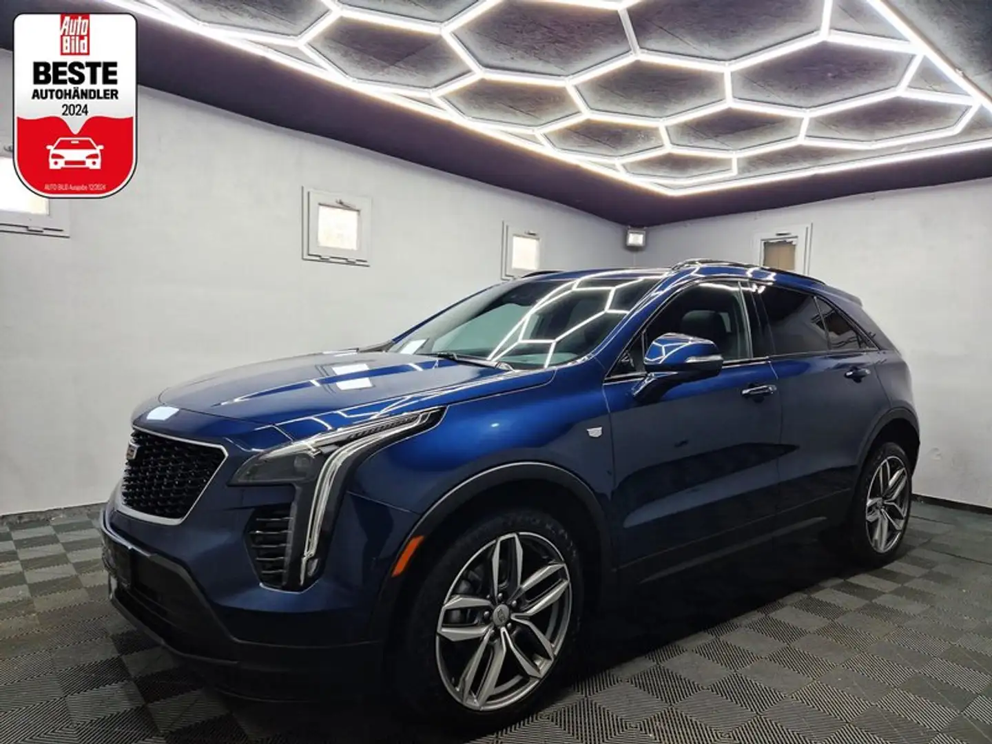 Cadillac XT4 350D Luxury 4WD|AUTOM|VOLLEDER|PANO|NAVI Azul - 1