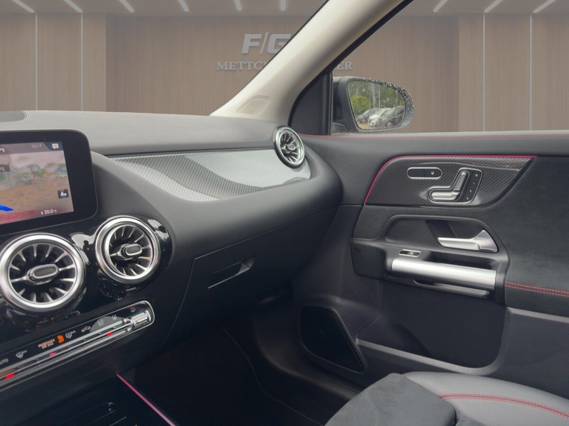 Mercedes-Benz GLA 250 GLA 250 e AMG/Dist/360/Multibeam/Night/Mem/Sound — photo 15