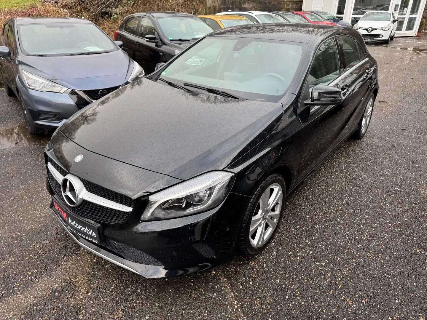 Mercedes-Benz A 160 Score Teilleder LED Shz PDC Carplay Noir - 2