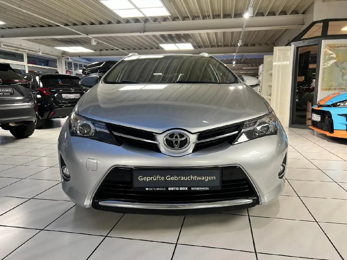 Toyota Auris 1.6l Edition Zilver - 2