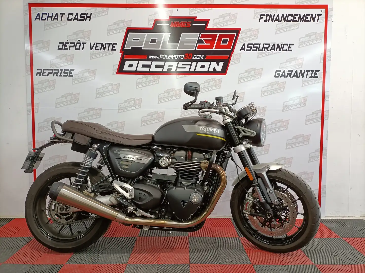 Triumph Speed Twin Gris - 1