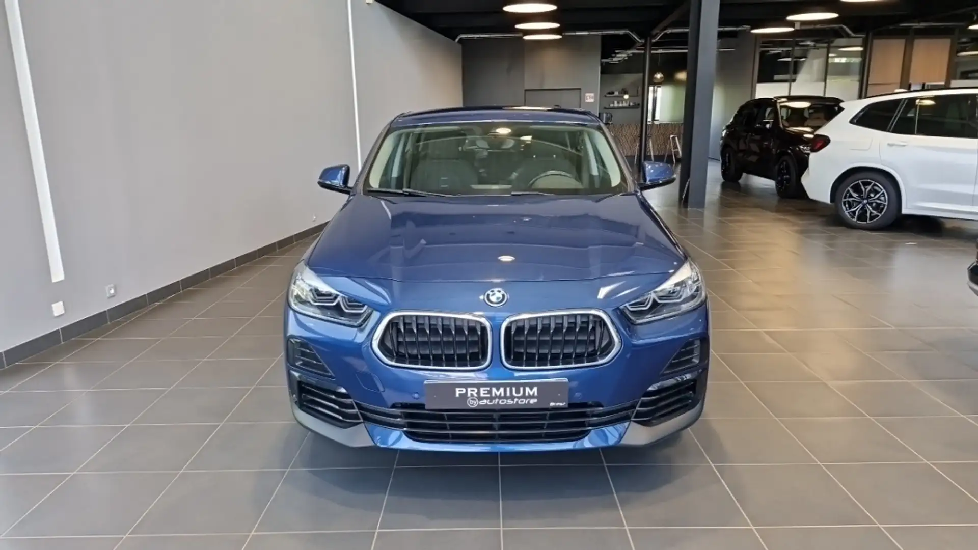 BMW X2 F39 XDRIVE 25E 220 CH BVA6 LOUNGE Bleu - 2