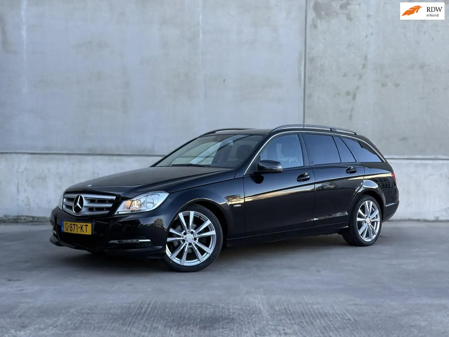 Mercedes-Benz C 180 Estate Elegance CGI, APK, LM velgen Facelift Schwarz - 1