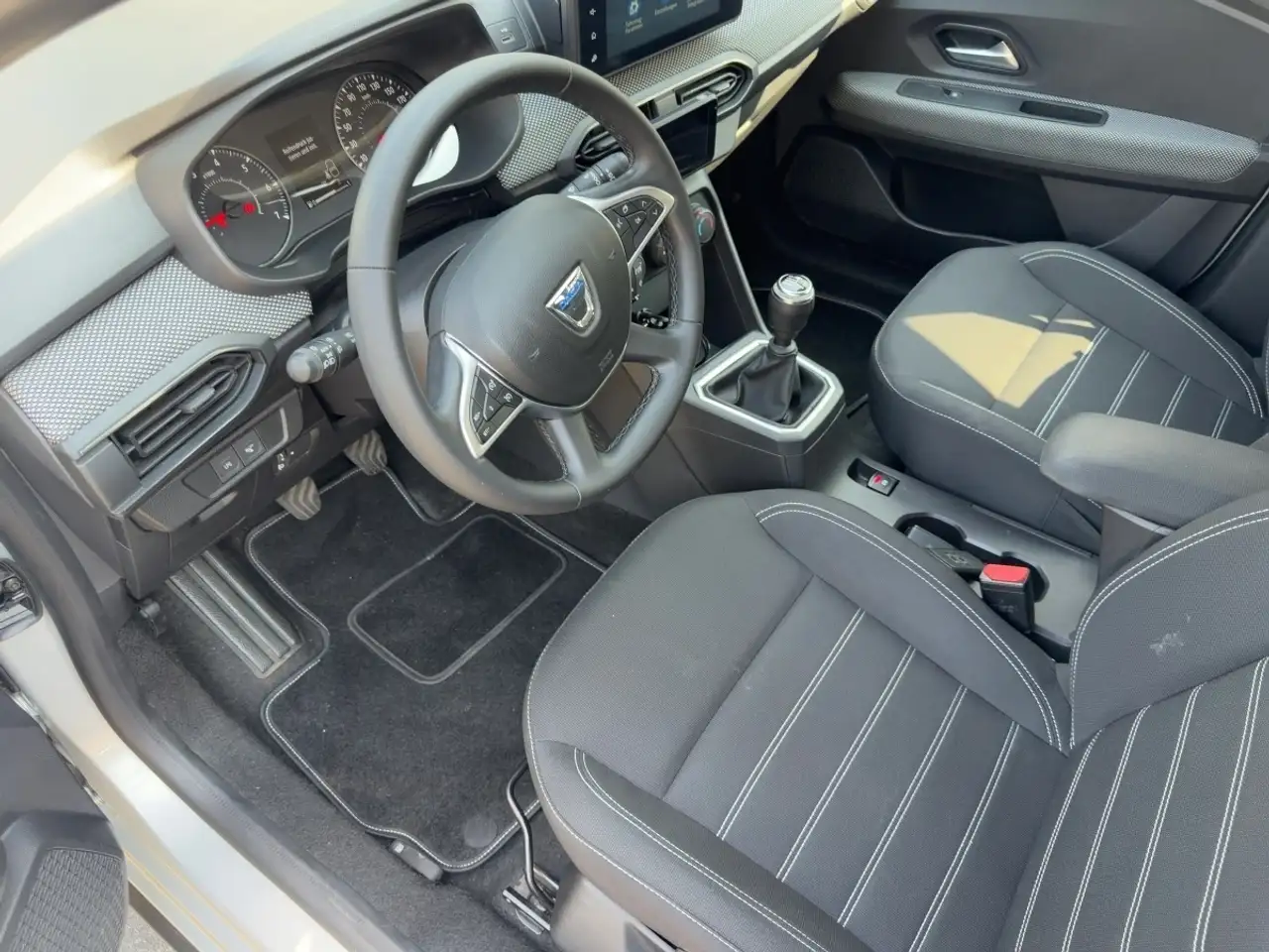 Dacia Jogger TCe100 ECO-G Comfort LPG AUTOGAS AHK/GJR, миниатюра 14