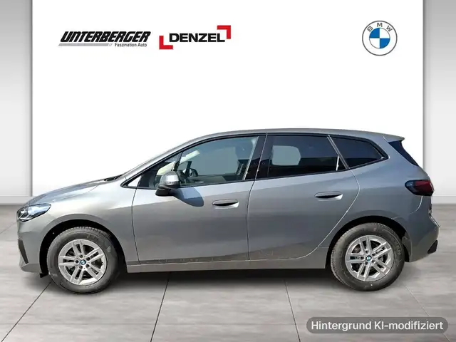 BMW 2 Series view 3