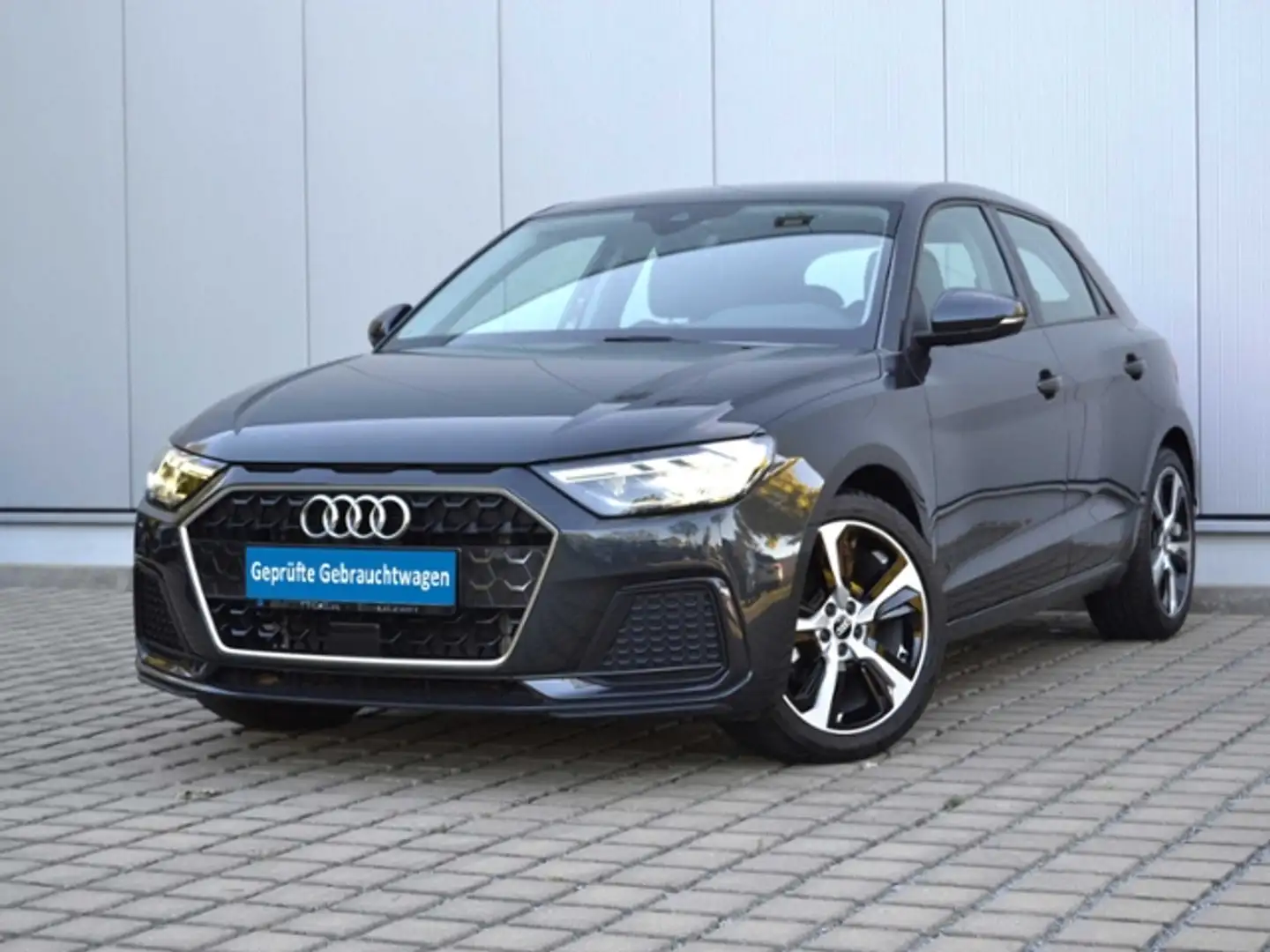 Audi A1 Sportback 30 TFSI Advanced /LED/NAVI/AVC/GRA/APS/ Grau - 2
