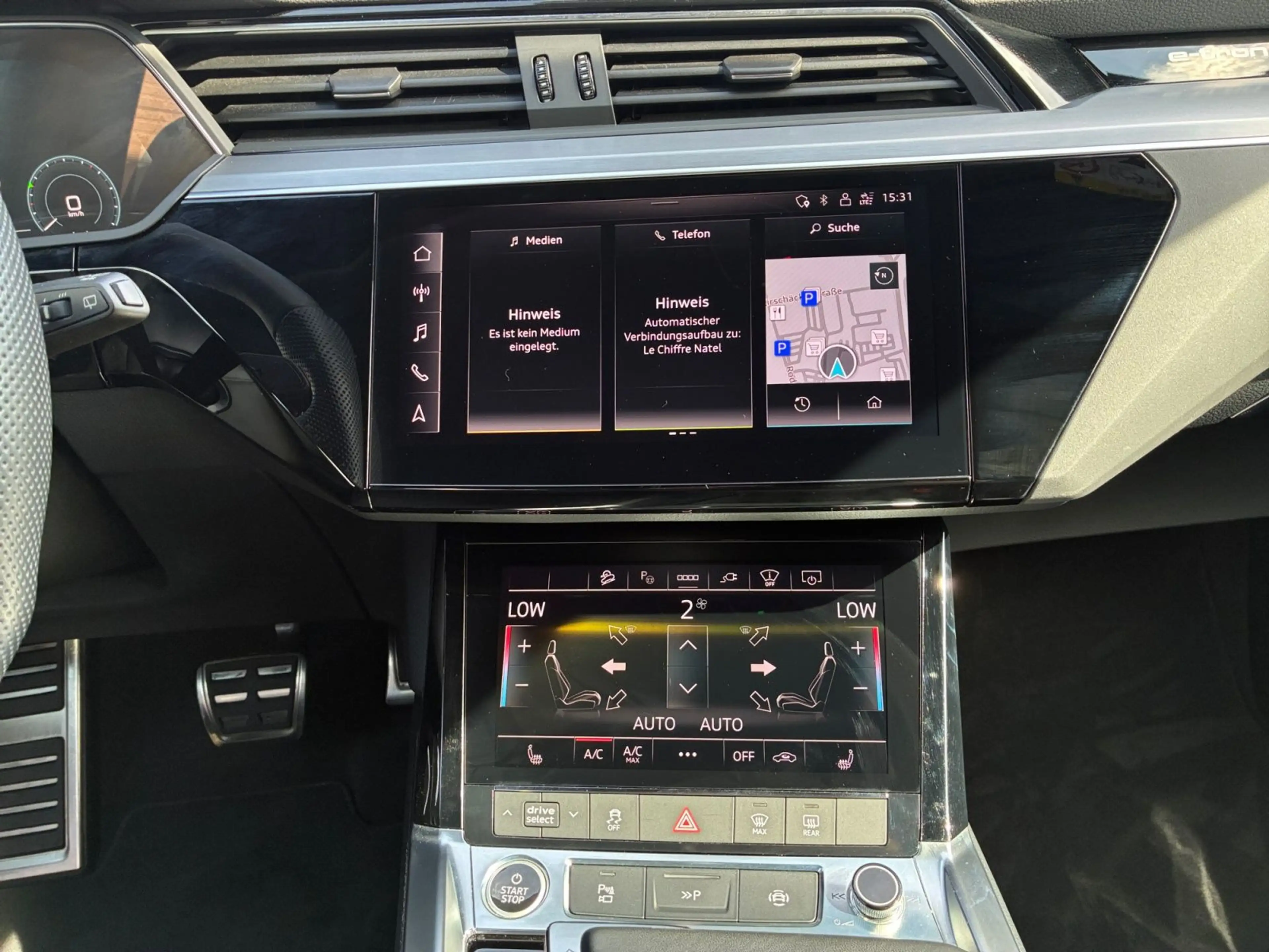 Audi Q8 e-tron 55 QU ADVANCED MATRIX+HuD+B&O+AIR+PANO — photo 11