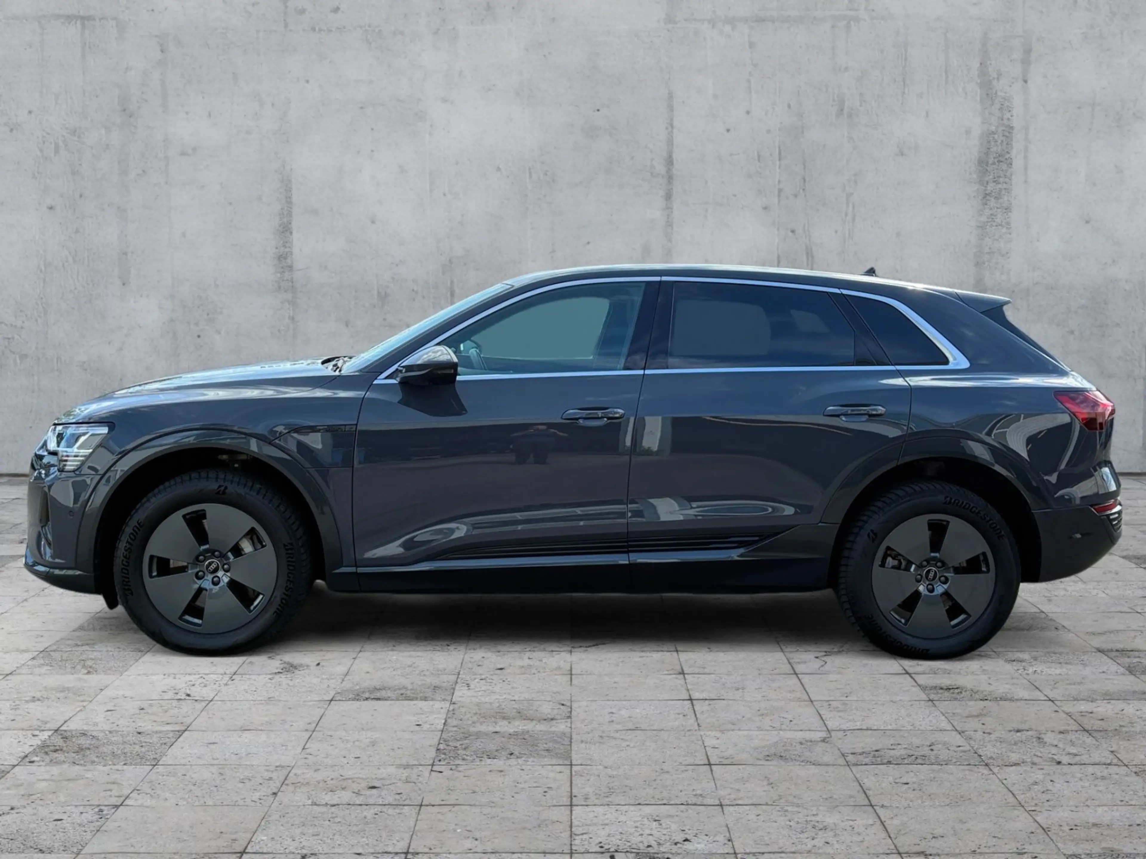 Audi Q8 e-tron 55 QU ADVANCED MATRIX+HuD+B&O+AIR+PANO — photo 4