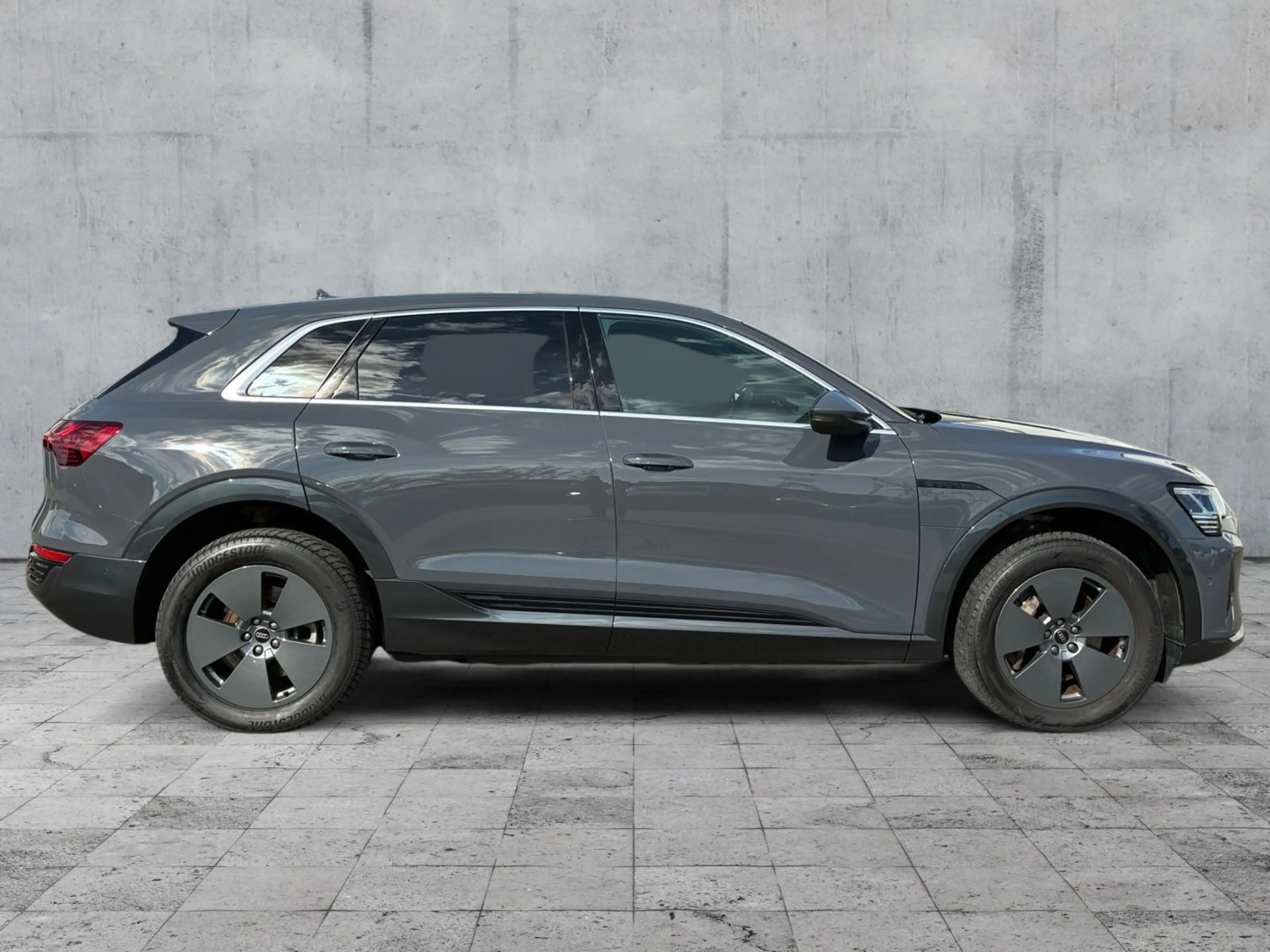 Audi Q8 e-tron 55 QU ADVANCED MATRIX+HuD+B&O+AIR+PANO — photo 7