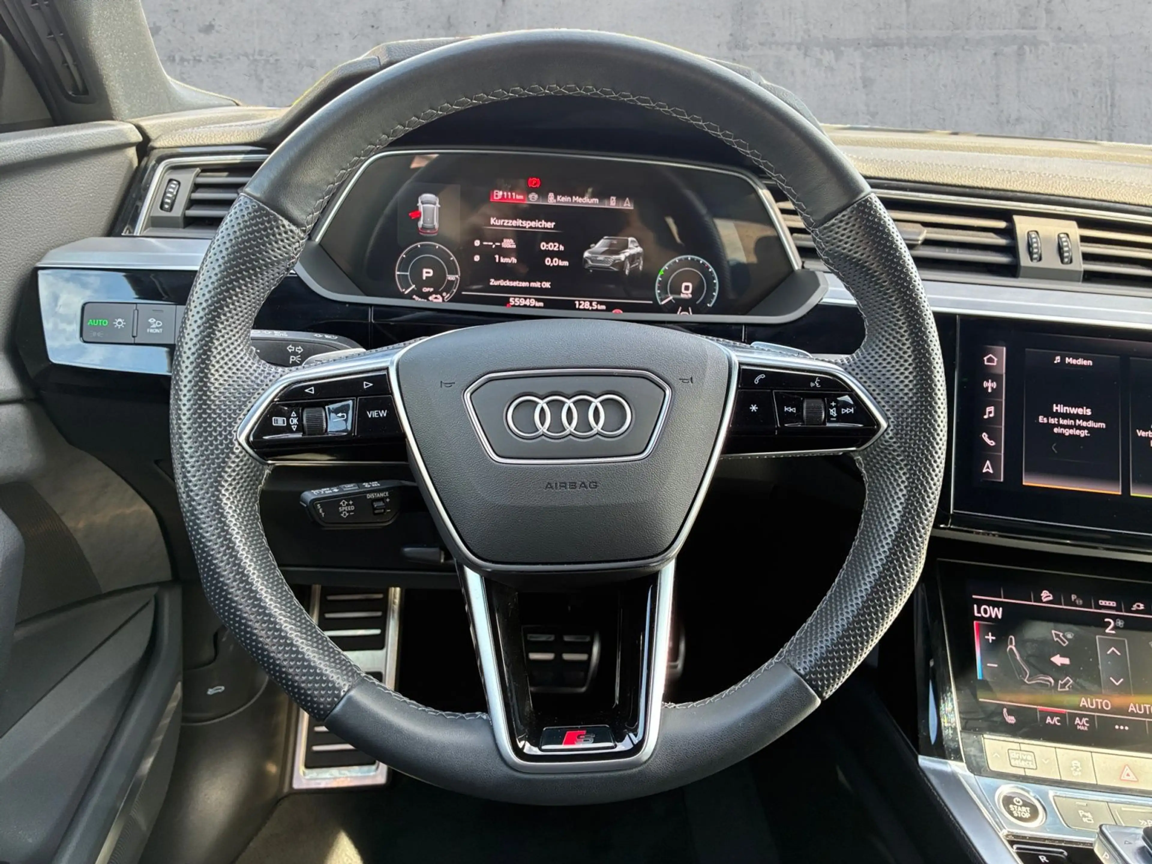 Audi Q8 e-tron 55 QU ADVANCED MATRIX+HuD+B&O+AIR+PANO — photo 10