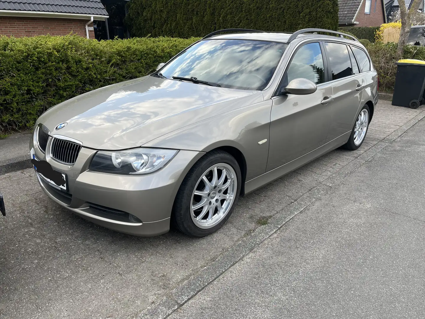 BMW 325 325i/Navi/Klimaaut./Panorama/AHK Bronze - 2