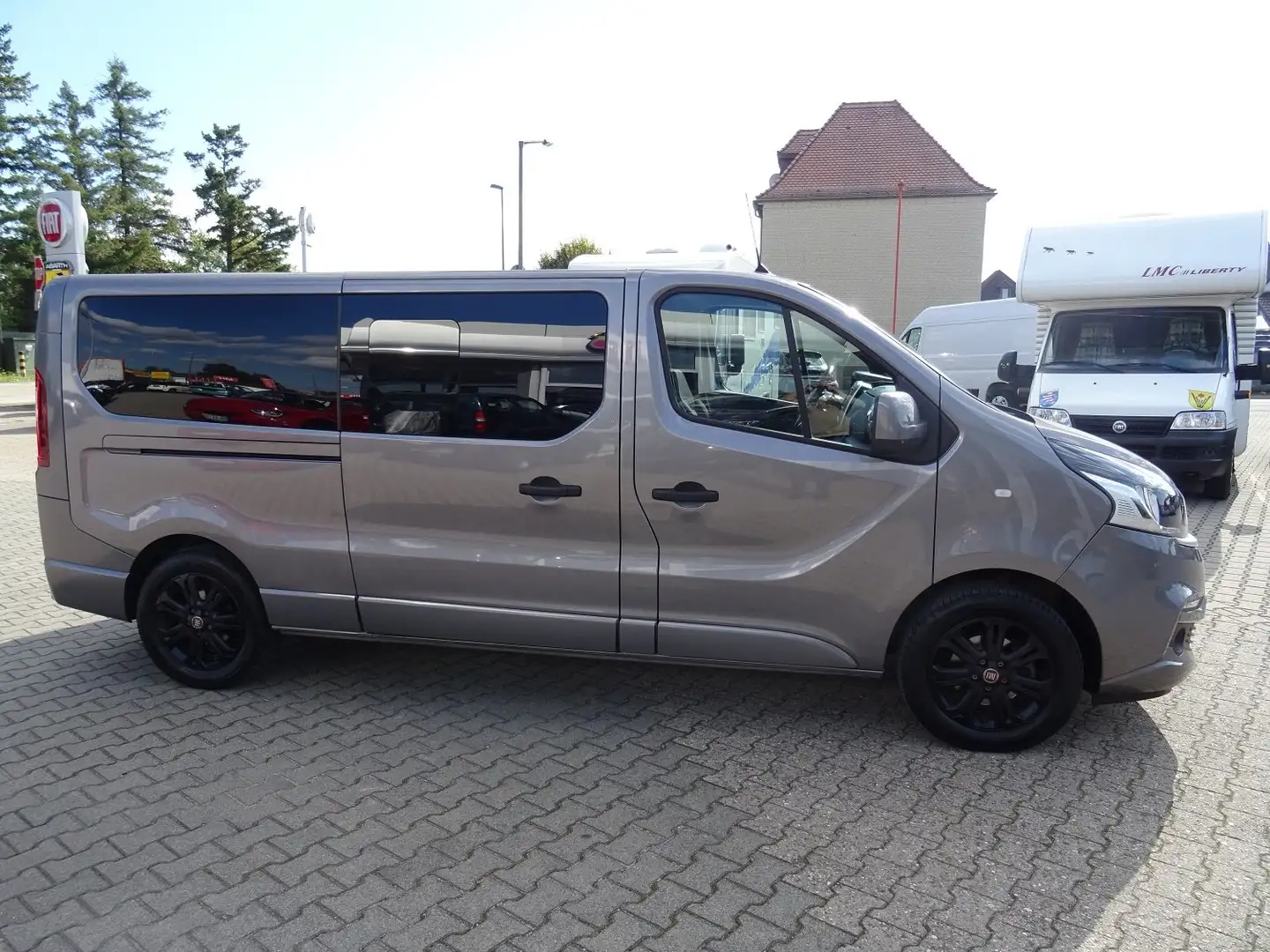 Fiat Talento L2H1 1,2t Family (M1) Grau - 2