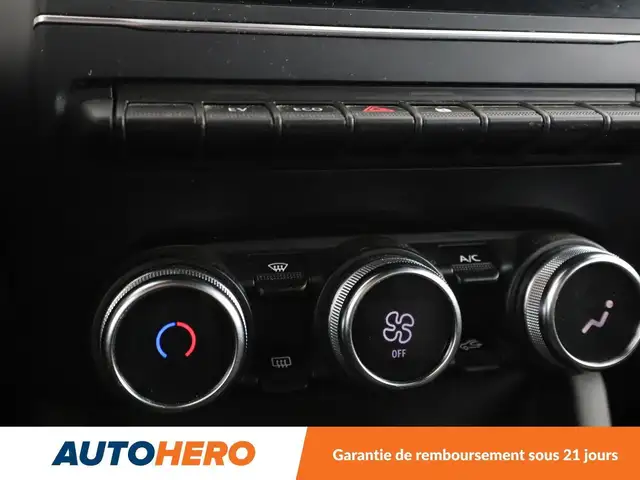 Renault Clio view 25
