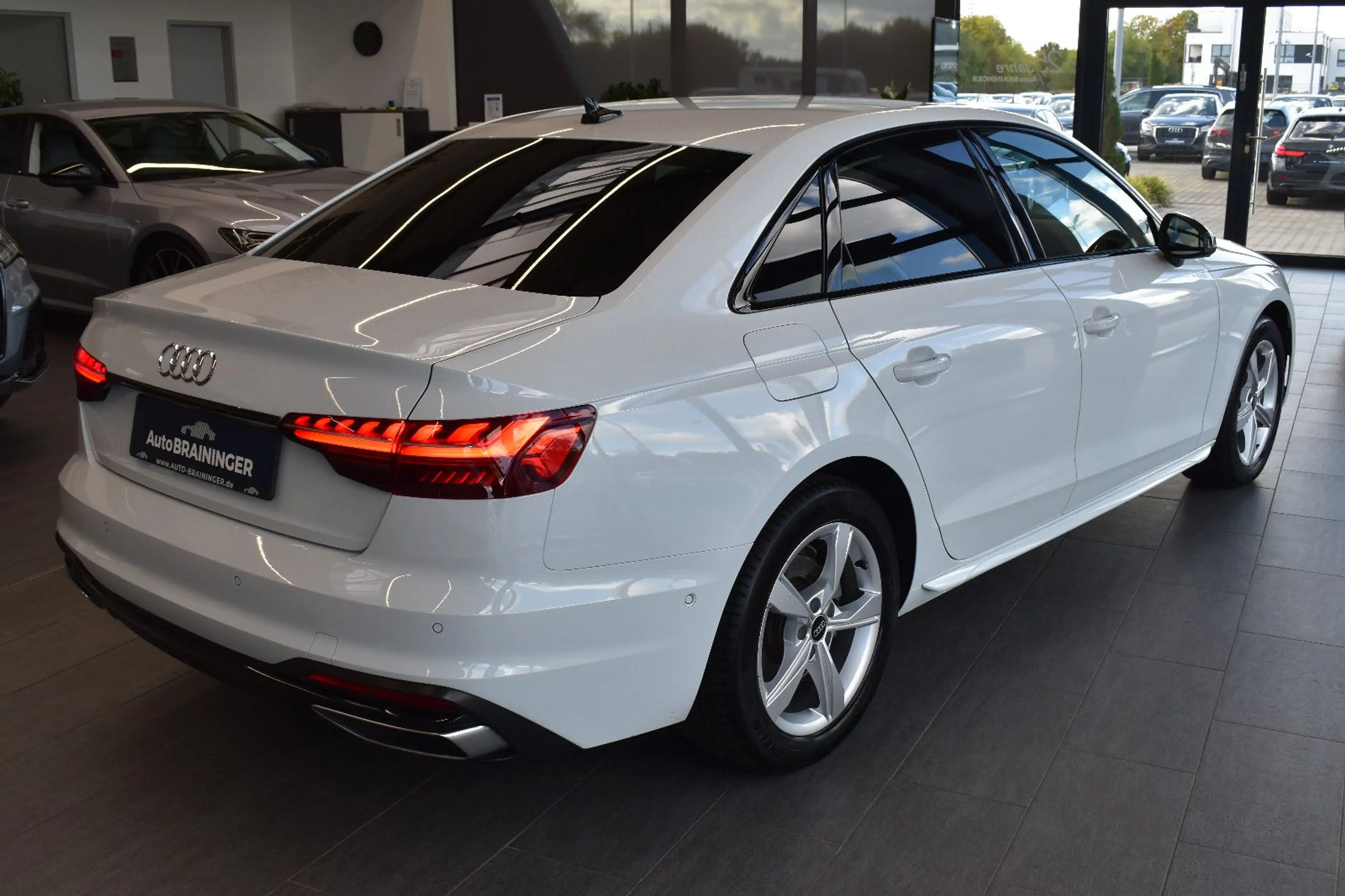 Audi A4 Limo 35TDI S-tron advanced Matrix~Virtual~ACC — photo 2
