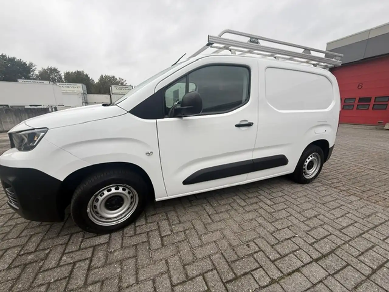 Peugeot Partner