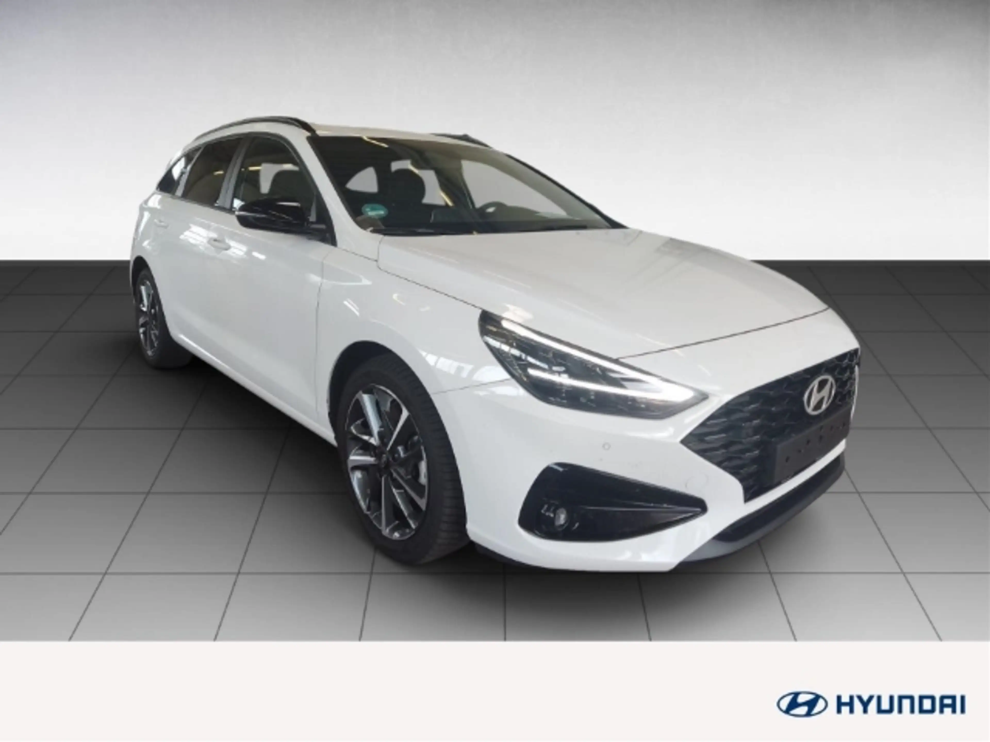 Hyundai i30 Mild-Hybrid 1.5 T-GDI Advantage Allwetterreifen+Na — photo 3