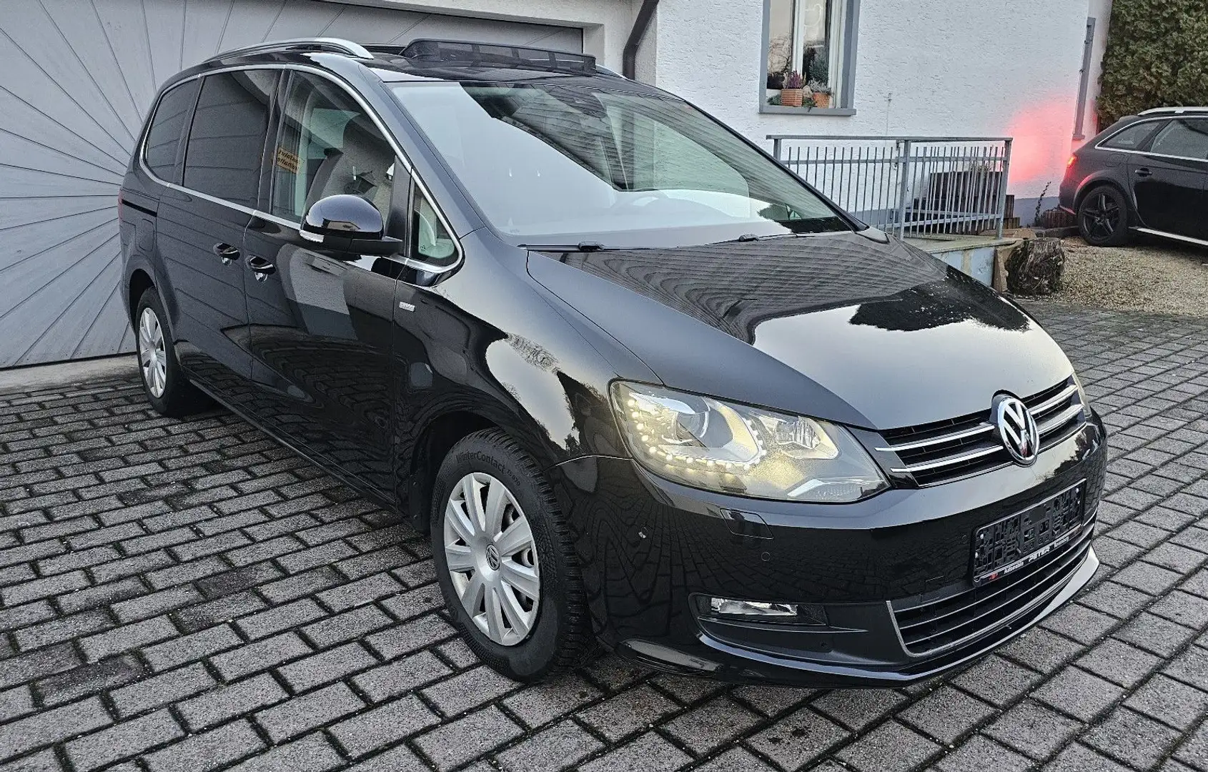Volkswagen Sharan 1.4 TSI Comfortline Pano 7 AHK Kindersitz Noir - 2