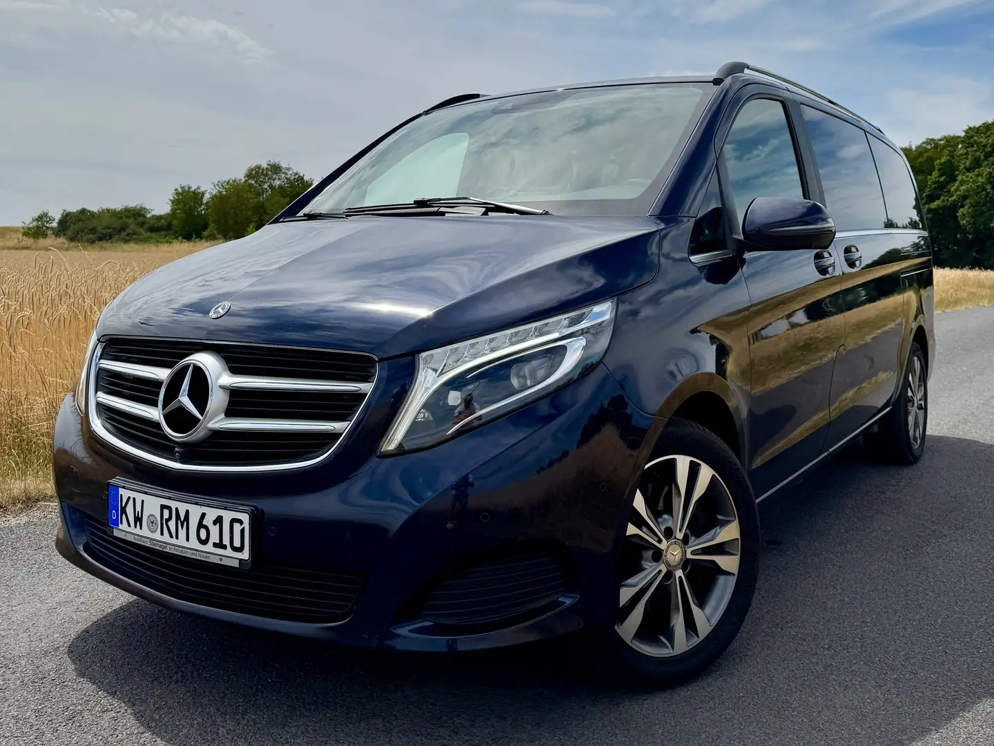 Mercedes-Benz V 250 d Aut. AVANTG. ED. lang AHK 8fach Standhz Blau - 2
