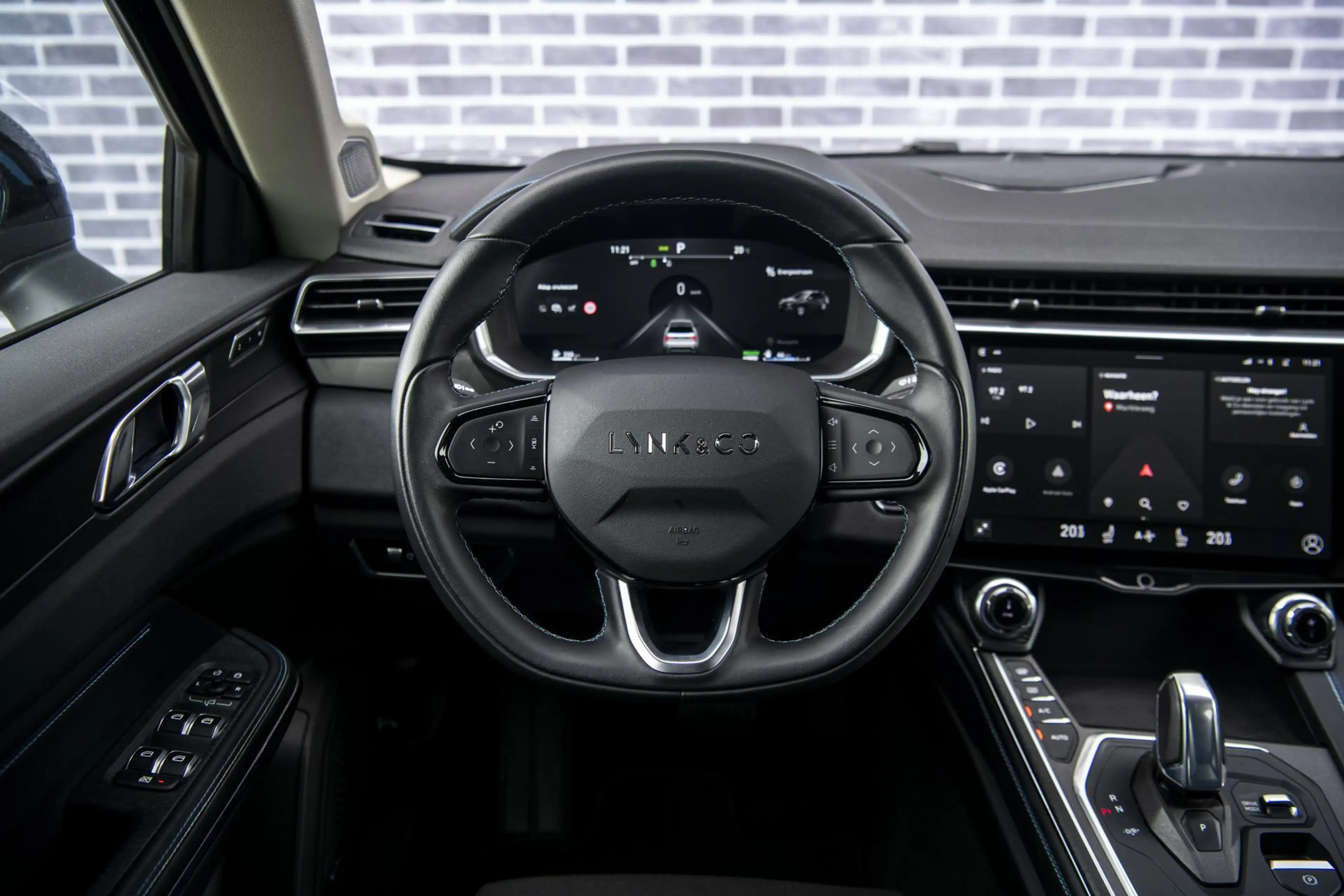 Lynk & Co 01 1.5 | Trekhaak | Trekgewicht 1.800KG | Apple Carpl — photo 13