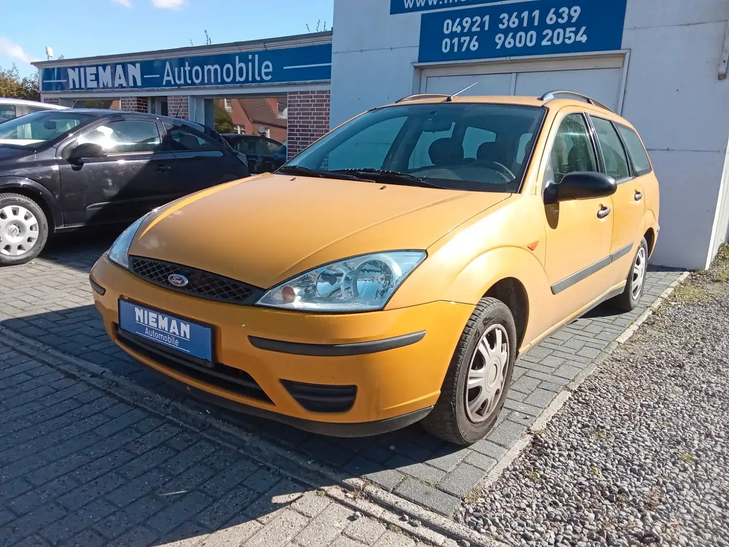 Ford Focus 1.6 KOMBI Gelb - 1