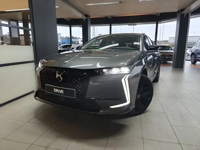 DS Automobiles DS 4 1.6 E-Tense Performance Line + Plugin Hybrid
