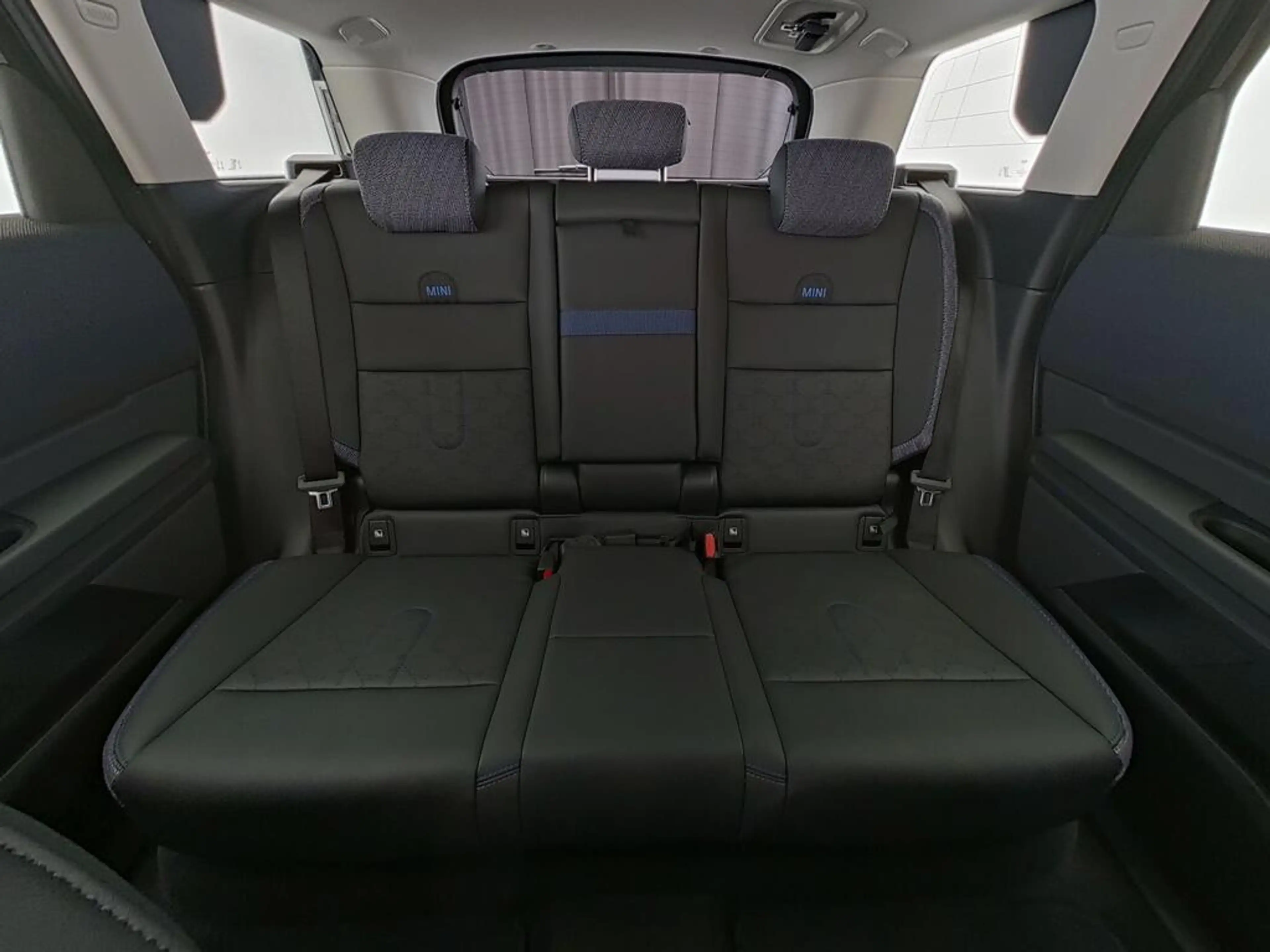 MINI Countryman E Pakket M | Classic Trim | Glazen Panoramadak — photo 9