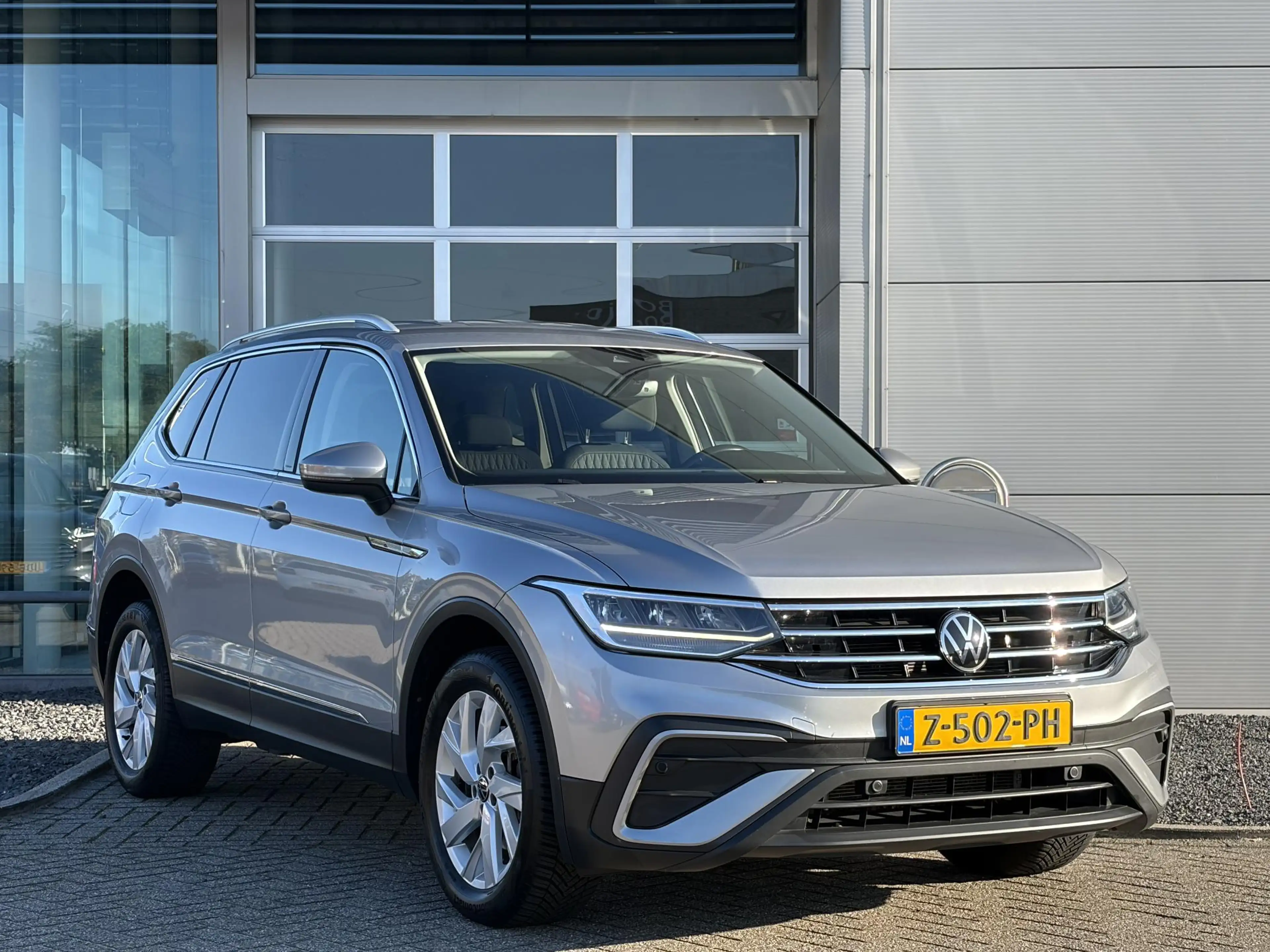 Volkswagen Tiguan Allspace 1.5 TSI Life Business 7p. I Trekhaak I Hoge instap — photo 3