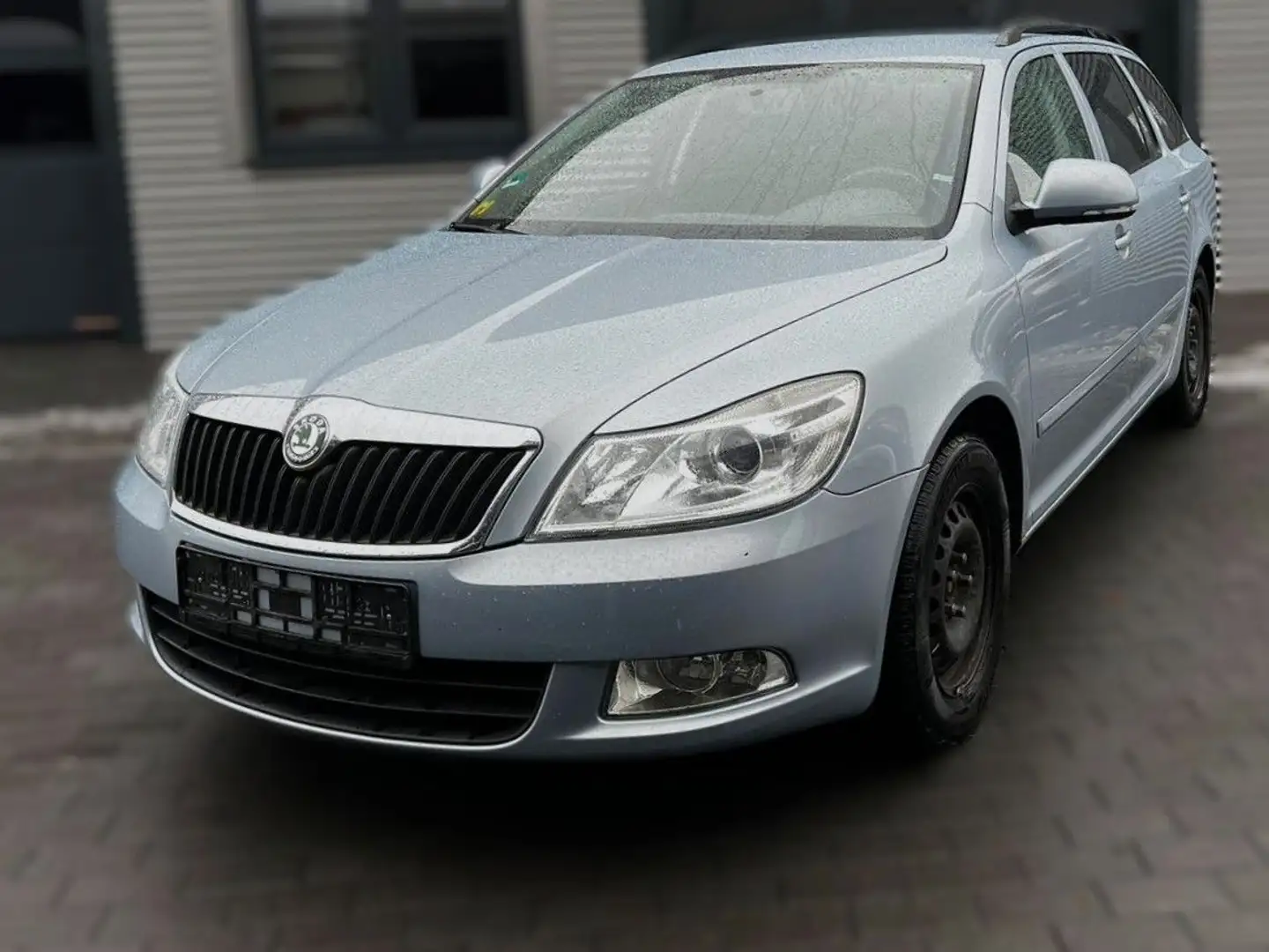 Skoda Octavia Combi Impuls Edition,Topzustand,8Fach Blau - 1