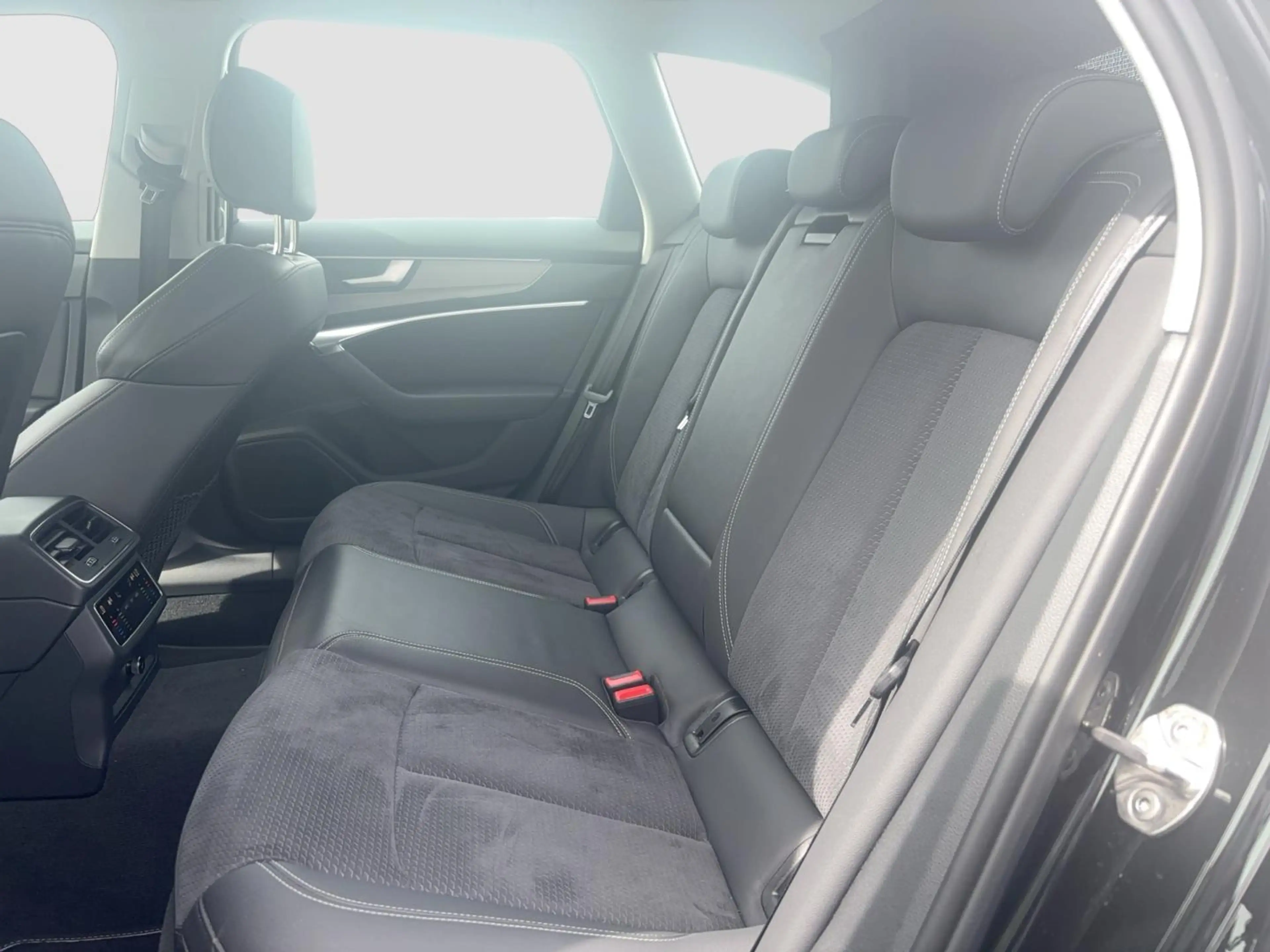 Audi S6 Avant S6 Avant 3.0 TDI quattro LED Navi ACC HuD Optikp. — photo 12