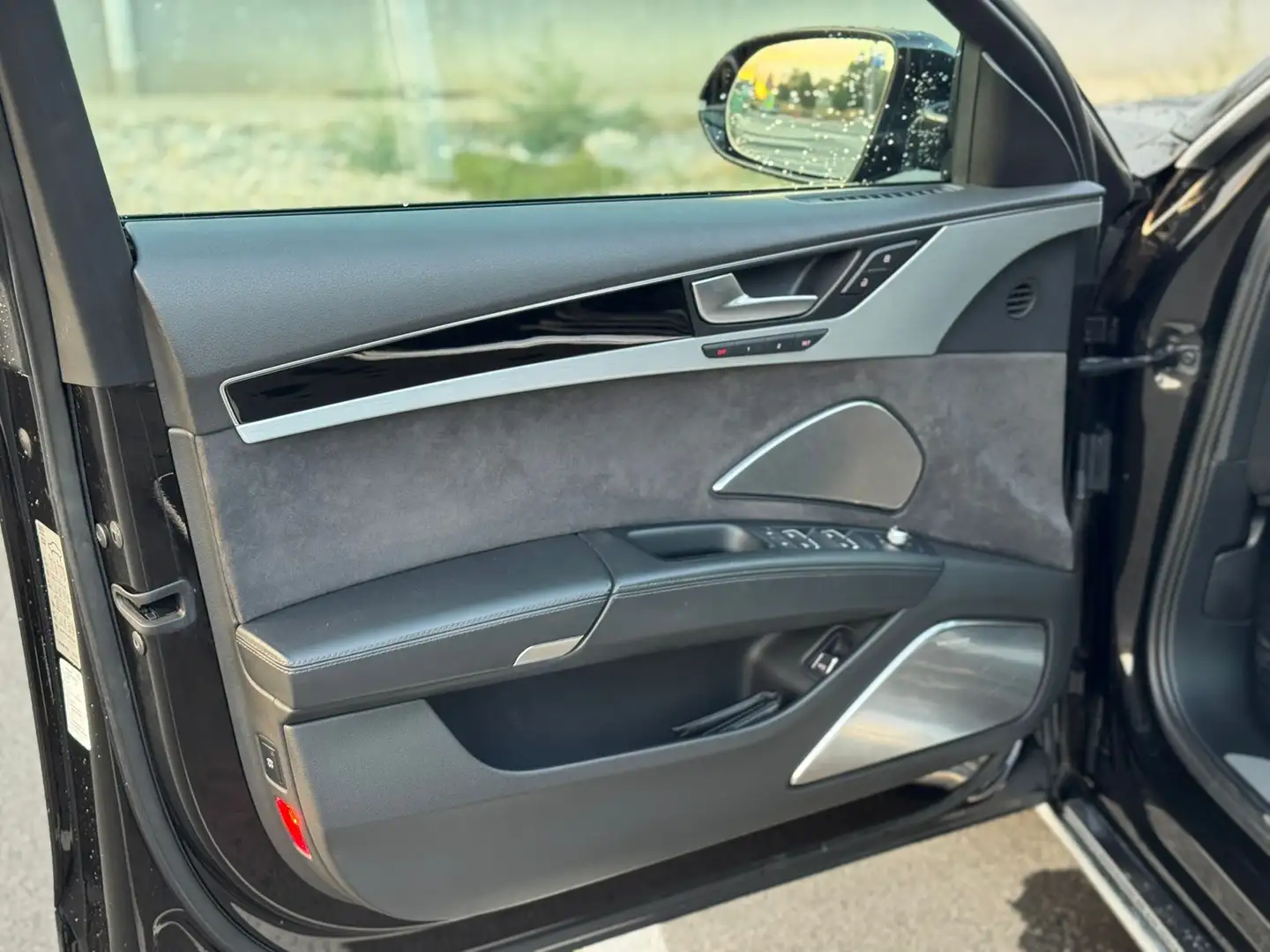 Audi A8 3.0 TDI DPF clean diesel quattro tiptronic - 2