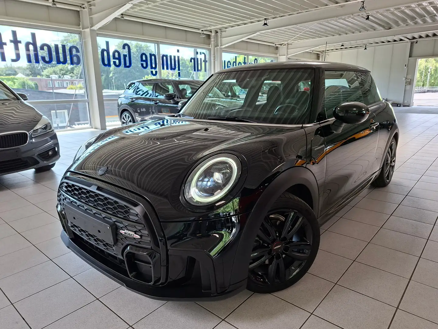 MINI Cooper Navi PanoDach Sitzhzg John Cooper Works Trim Schwarz - 1
