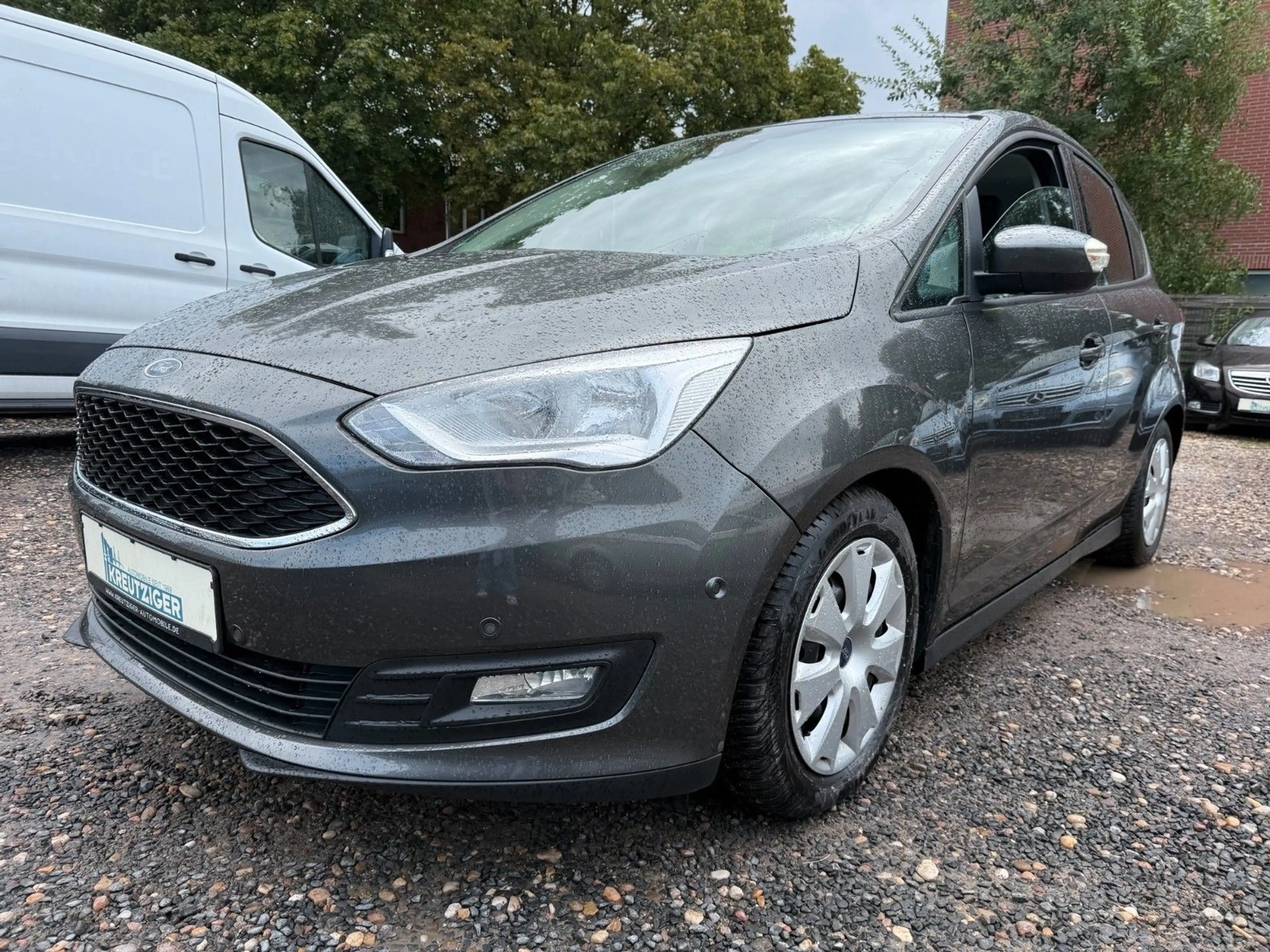 Ford C-Max Cool & Connect — photo 3