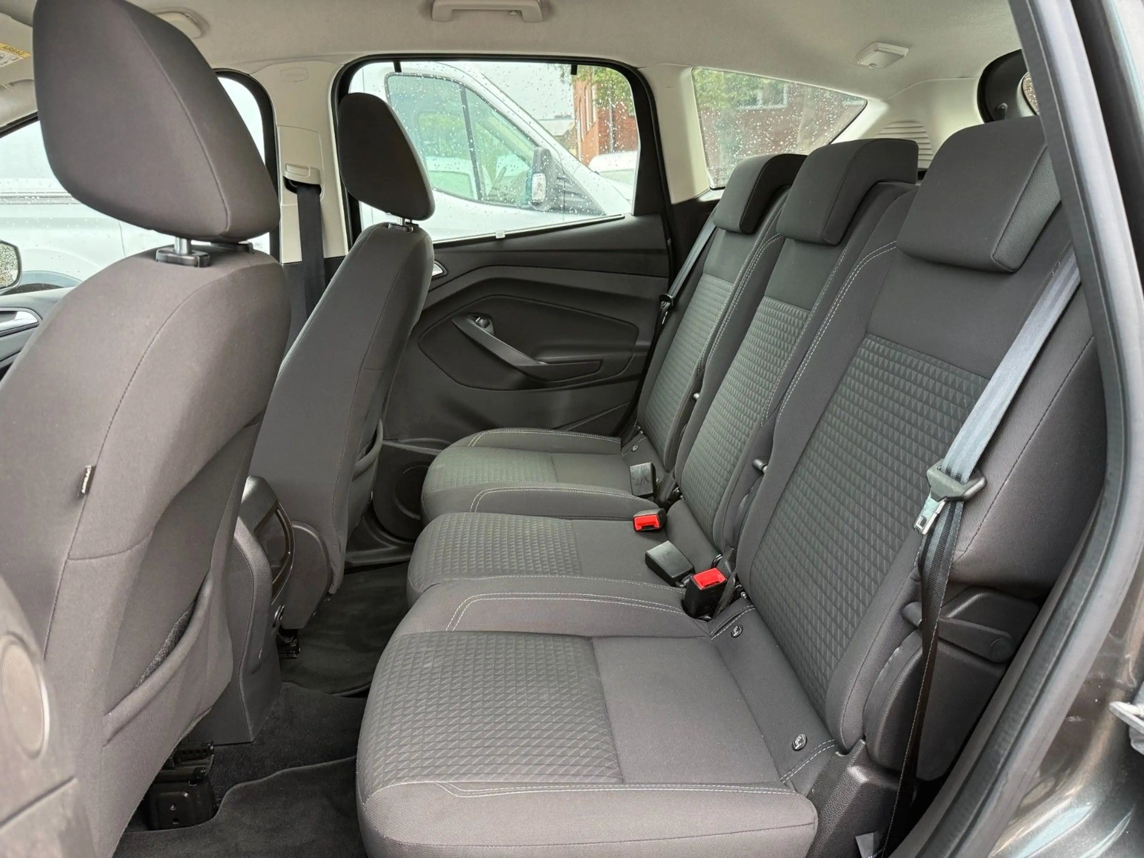 Ford C-Max Cool & Connect — photo 12