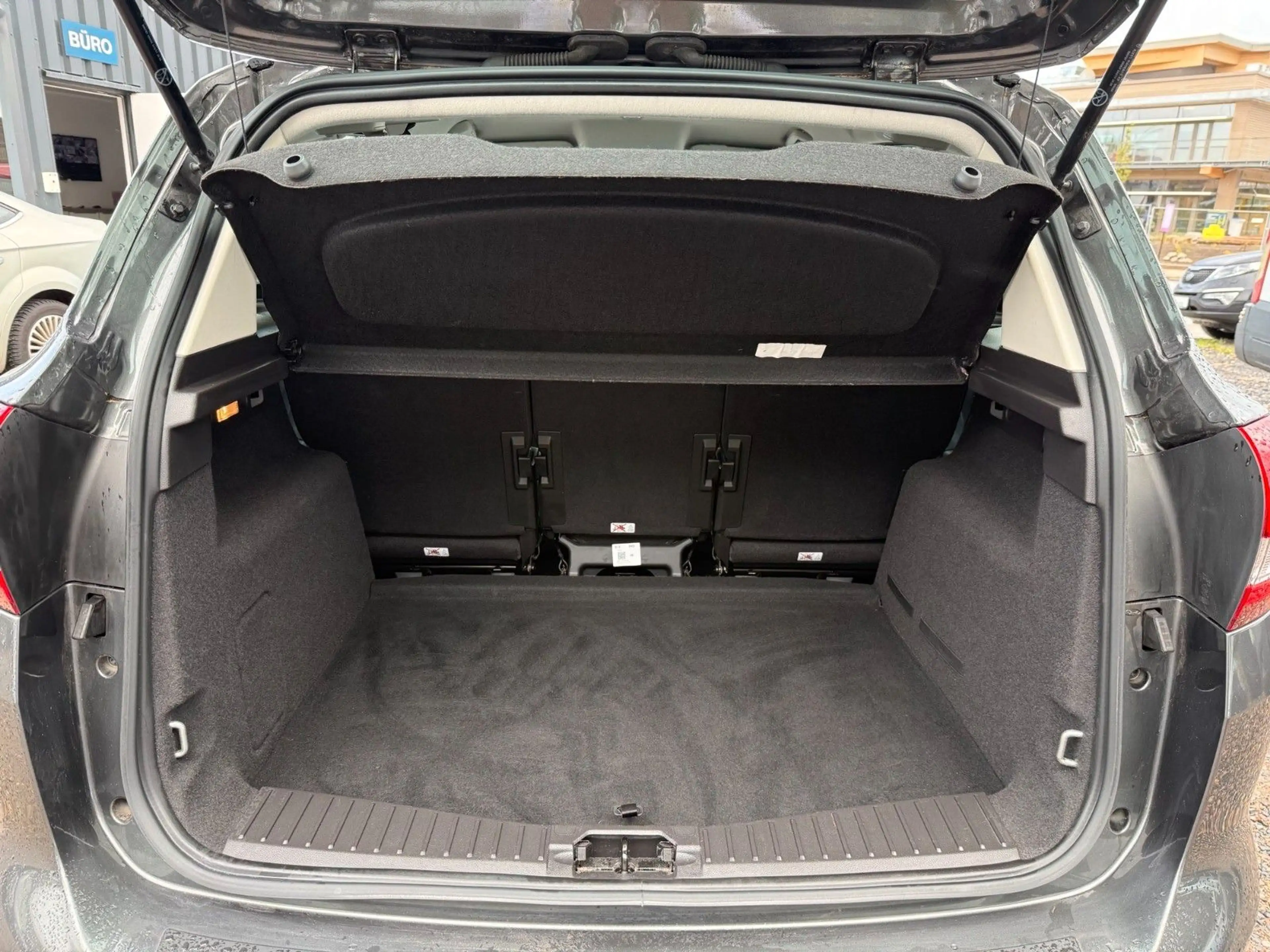 Ford C-Max Cool & Connect — photo 13
