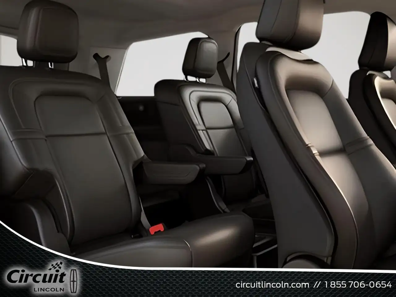 Lincoln Aviator снимка Lincoln Aviator