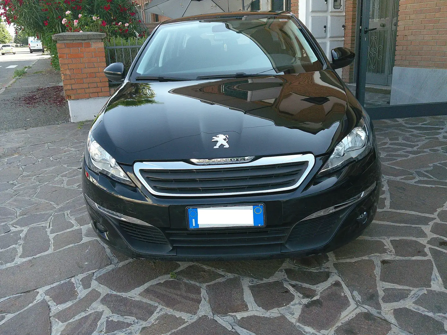 Peugeot 308 308 SW 1.6 hdi 8v Active 92cv fap Nero - 2