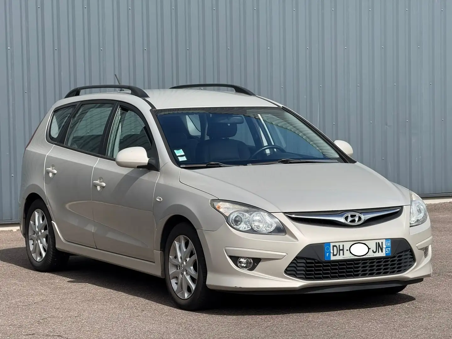 Hyundai i30 i30 CW 1.6 CRDi 90 Pack Clim BVM6 - 1