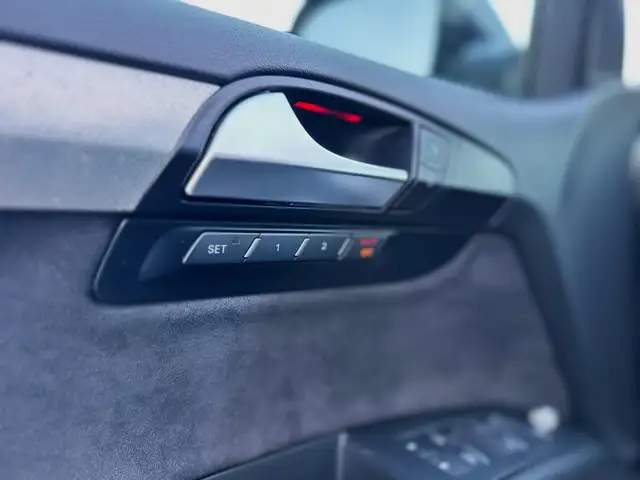 Audi Q7 view 26