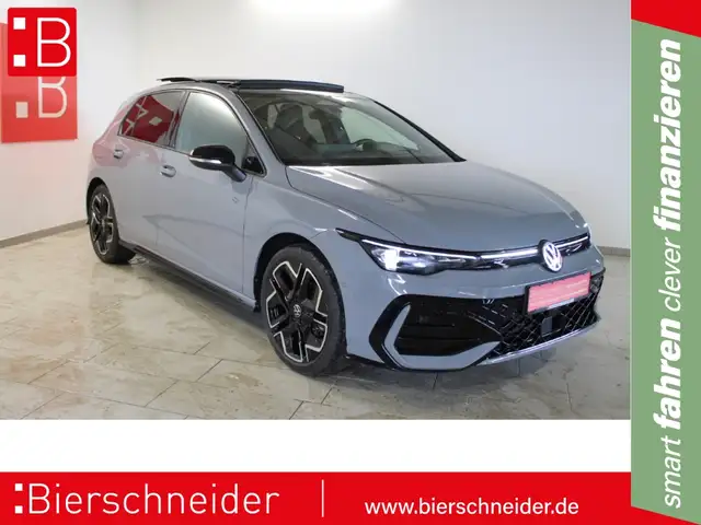 Volkswagen Golf 8 1.5 eTSI DSG PA 2x R Line Black Style 18 MATRIX