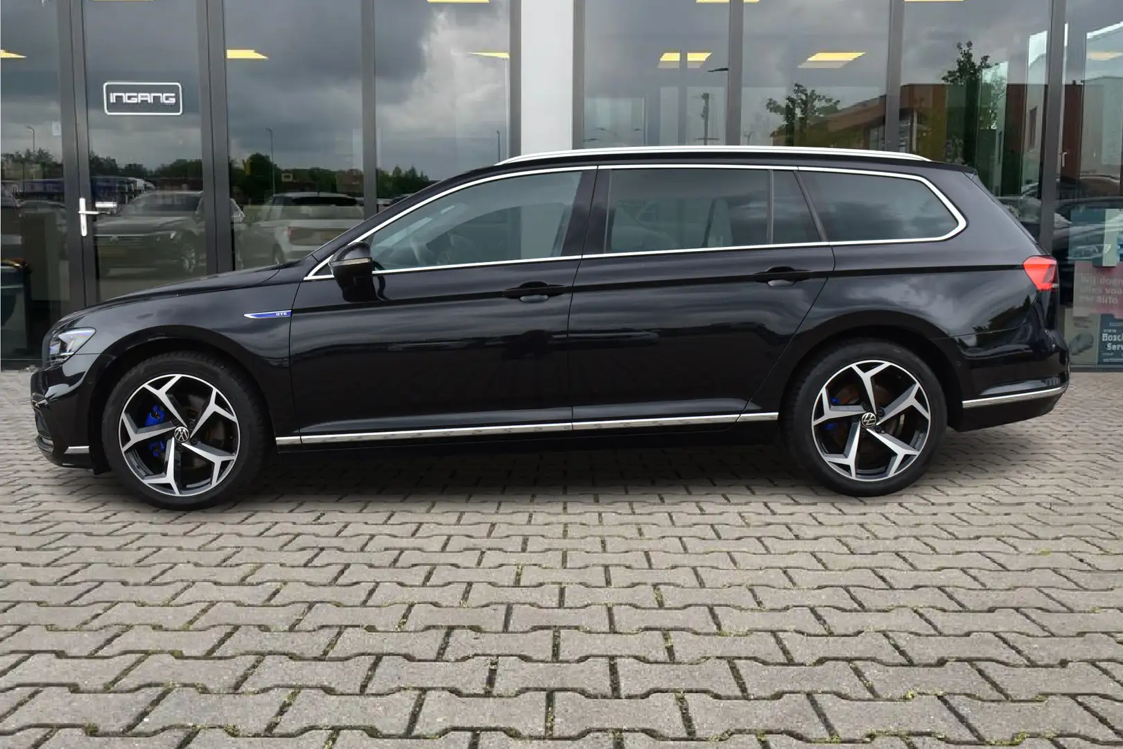 Volkswagen Passat Variant 1.4 TSI PHEV GTE Business | ACC | Camera | 18 Inch Zwart - 2