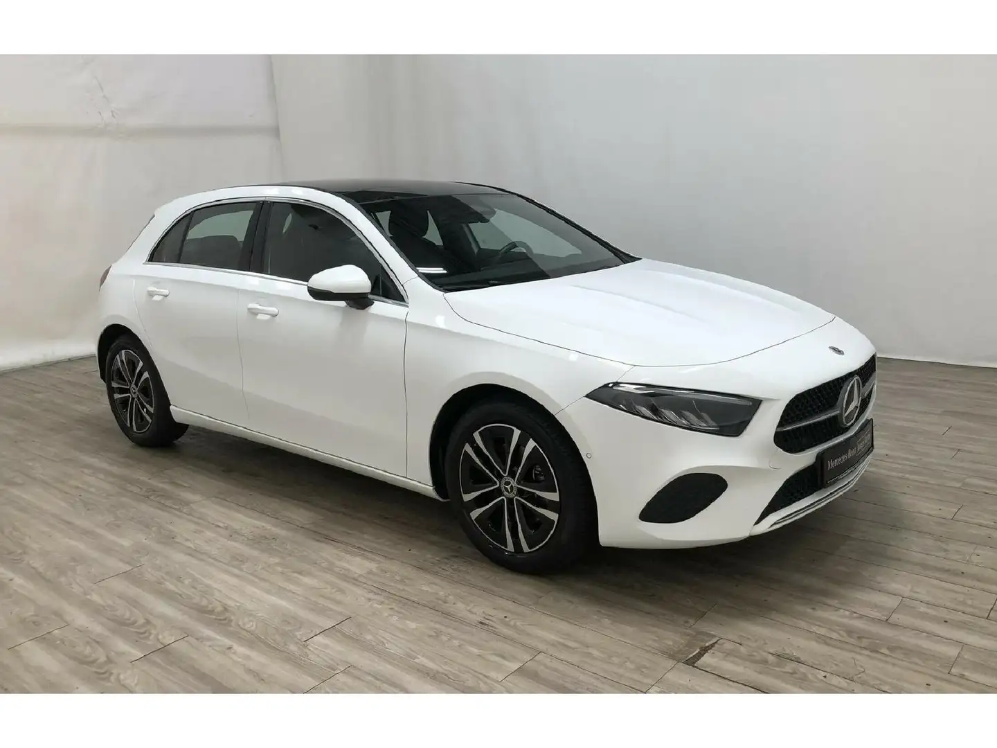 Mercedes-Benz A 200 Progressive Dist*Standheiz*Pano*Memory*Kam Weiß - 2