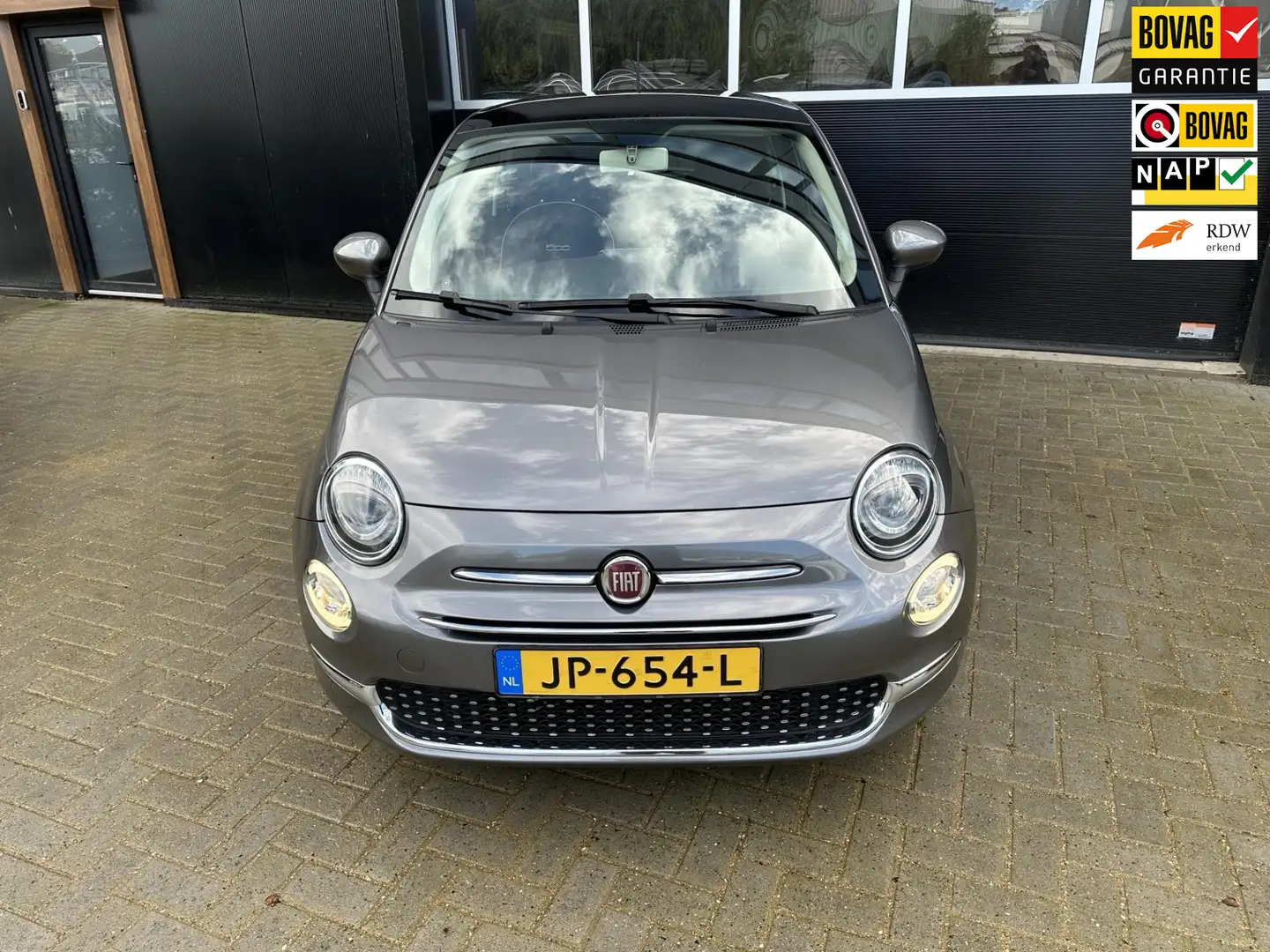 Fiat 500 0.9 TwinAir Turbo Lounge Grijs - 1