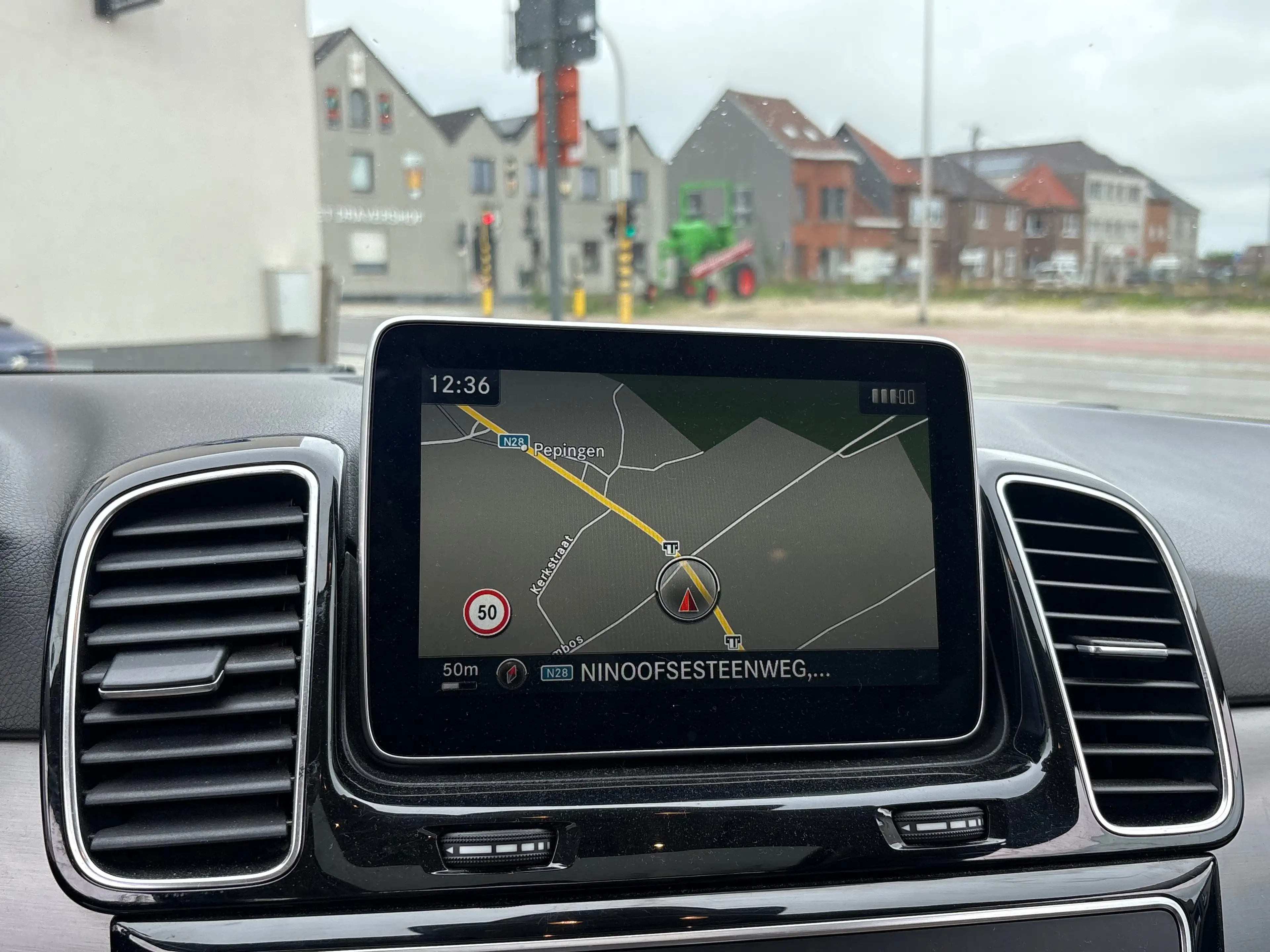 Mercedes-Benz GLE 350 GLE 350 d 4-Matic — photo 12