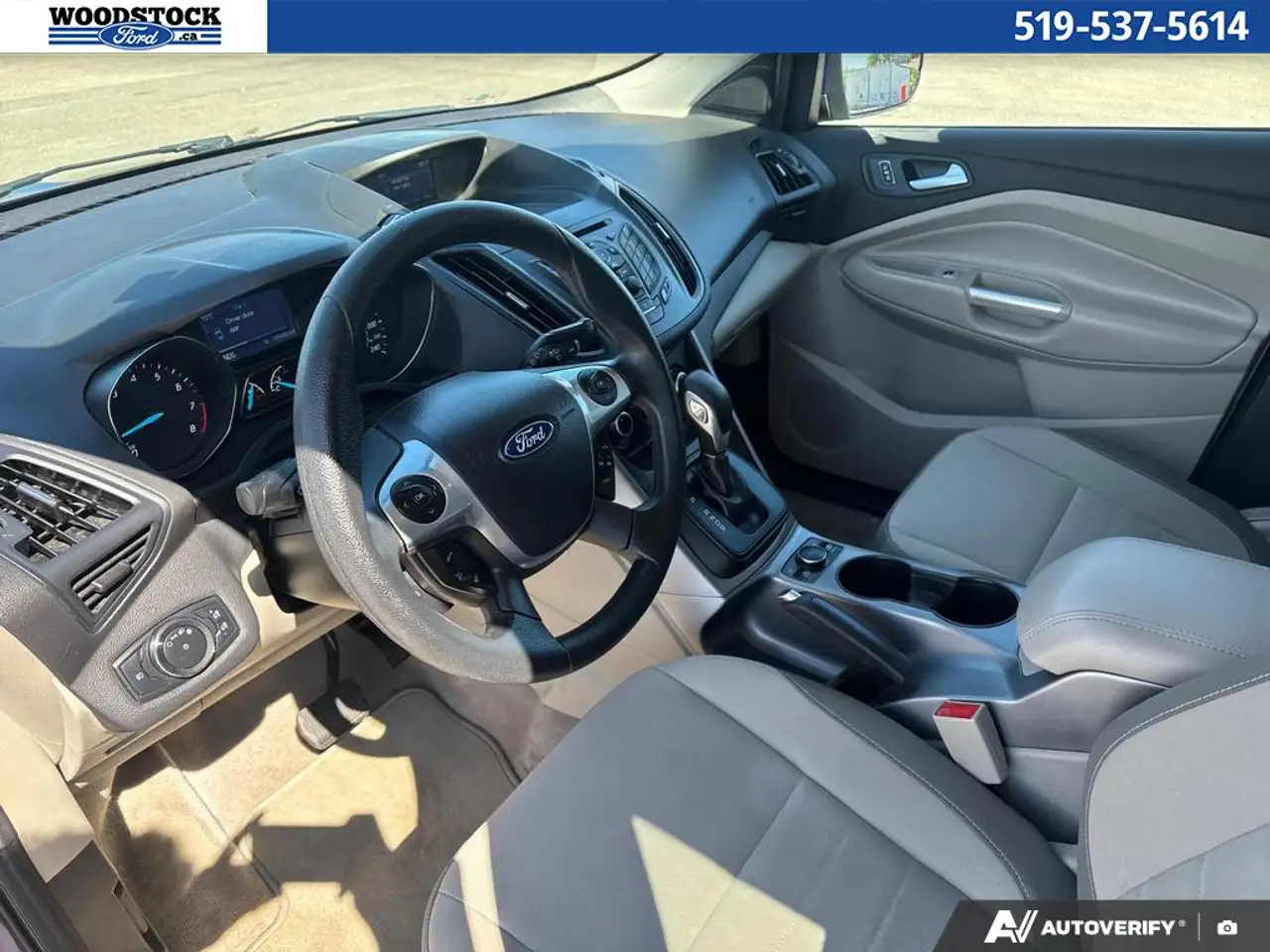 Ford Escape снимка Ford Escape